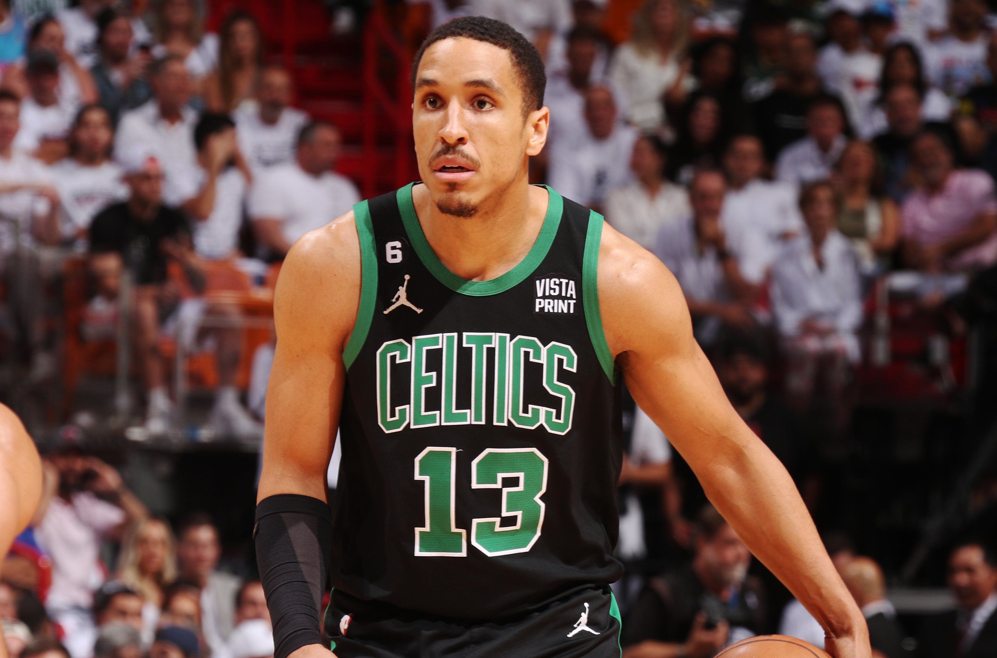 Celtics' Brown has broken bone in face, out indefinitely - What's Up Newp