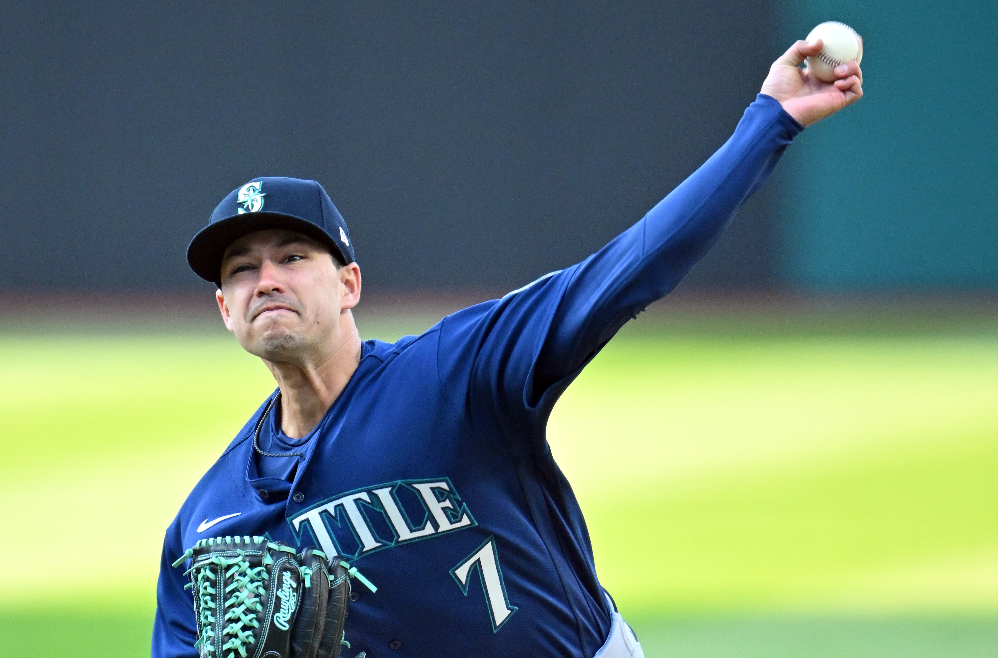 Mariners beat Guardians 3-2, hand Quantrill rare home loss - The