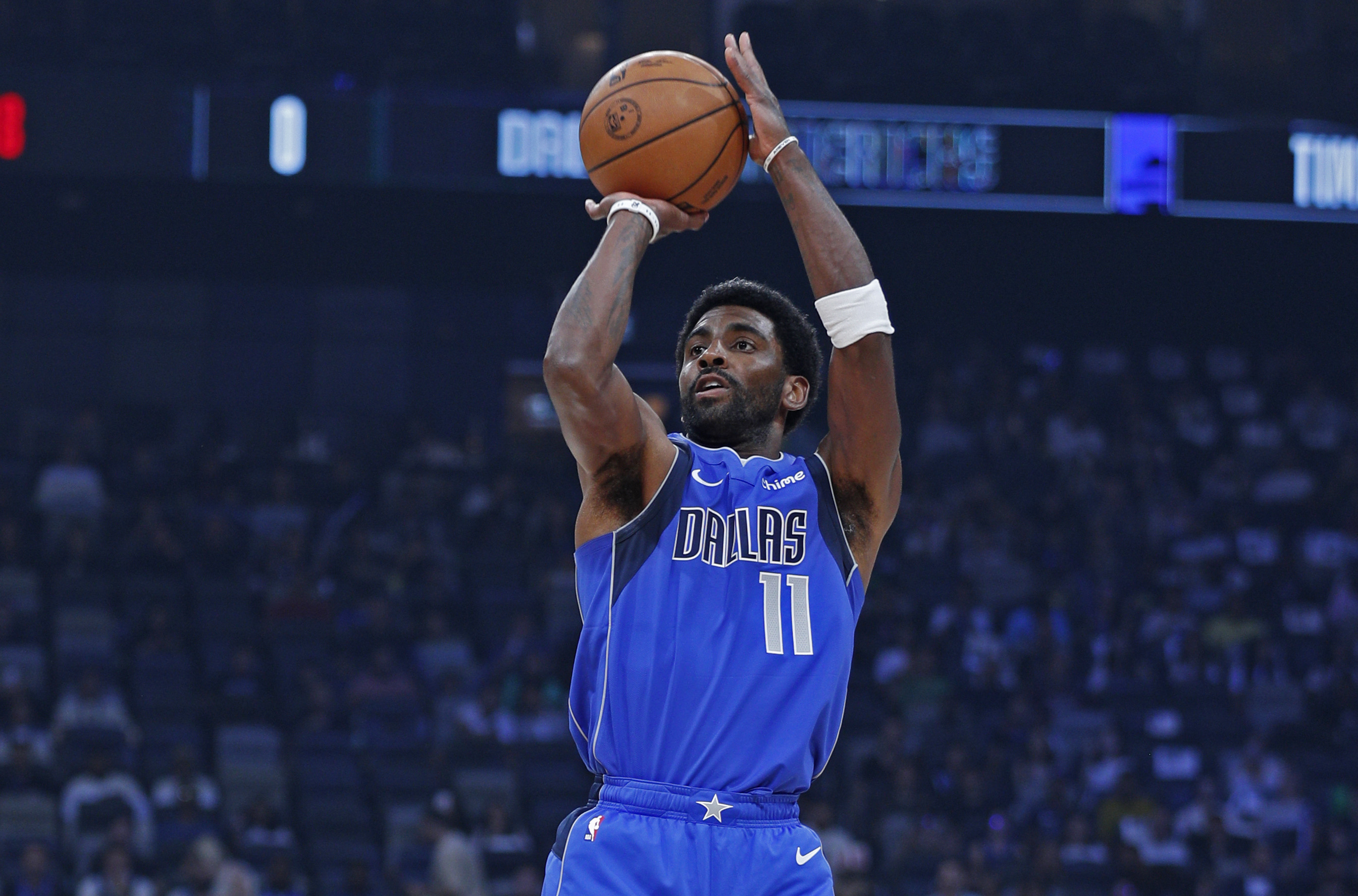 Dallas Mavericks announce uniform number changes for Kyrie Irving and Tim  Hardaway - Mavs Moneyball