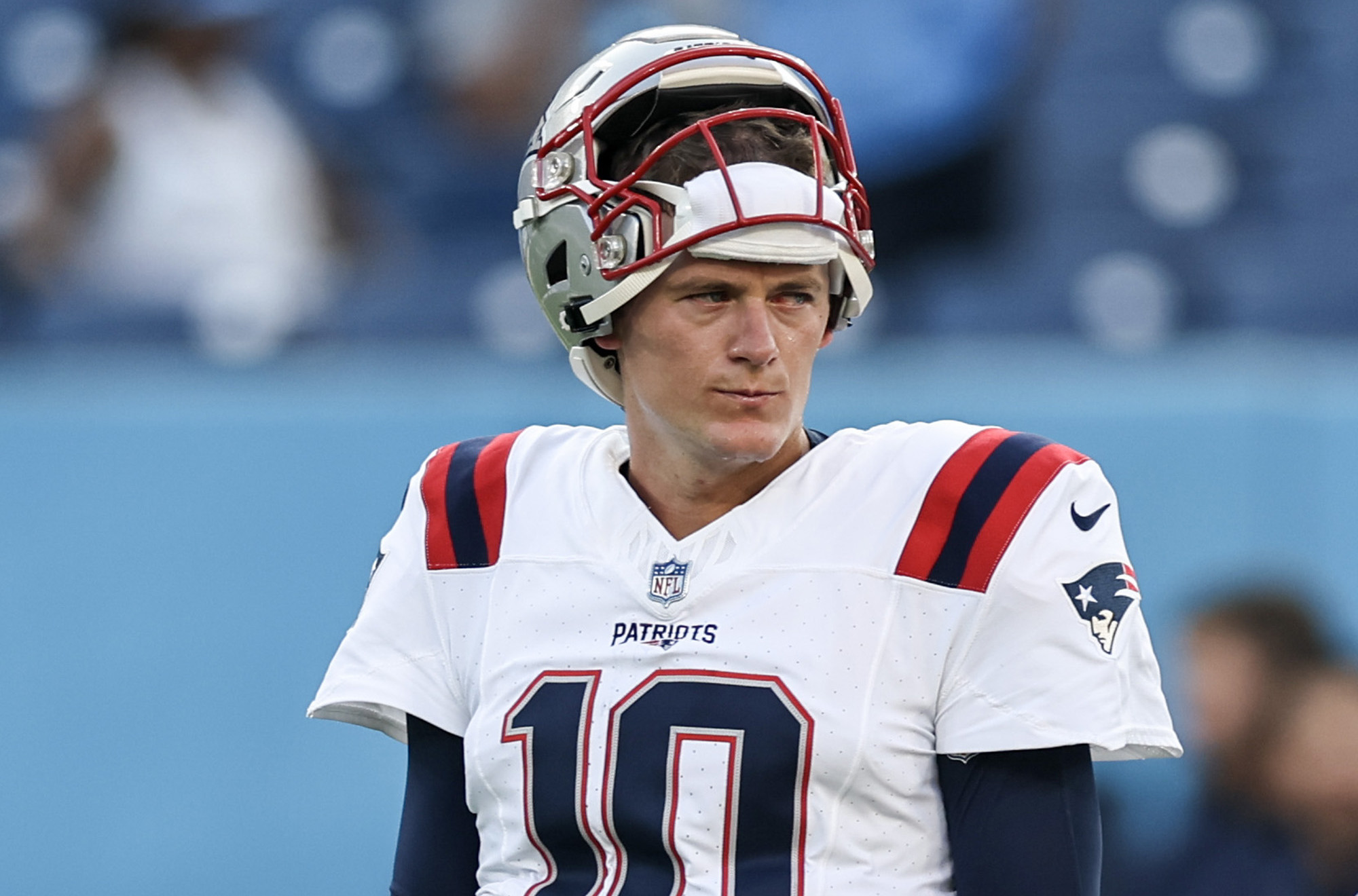 Adversity follows Patriots TEs Rob Gronkowski, Aaron Hernandez