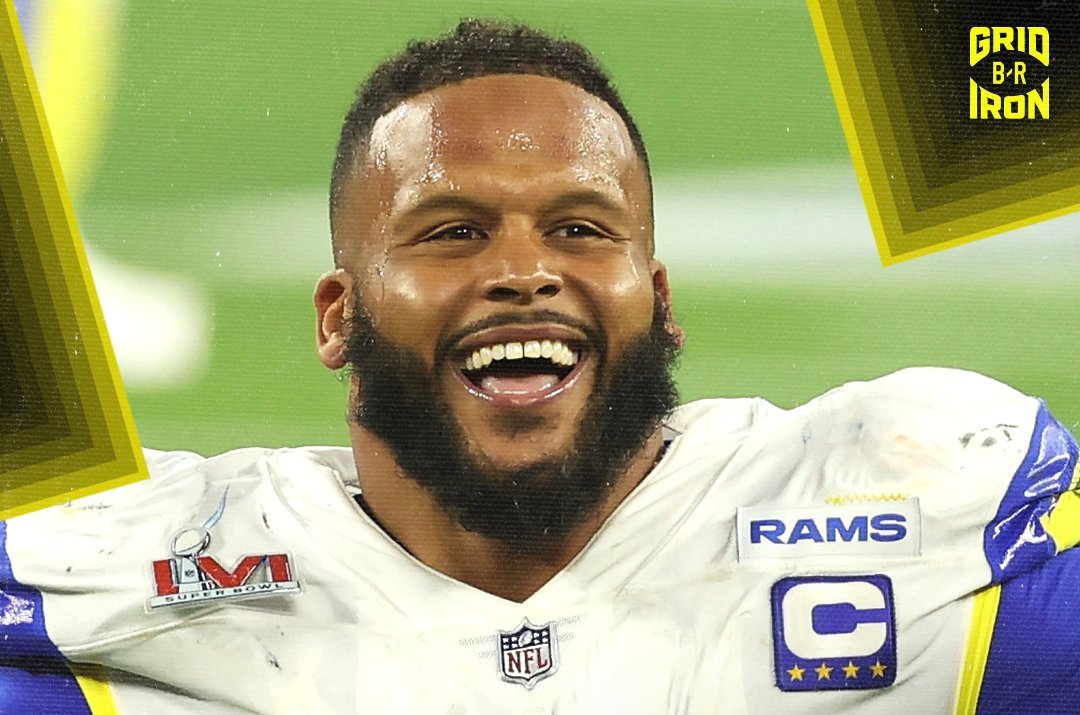 Bleacher Report on X: “RING ME! RING MEEEEEE” Aaron Donald got his rock  