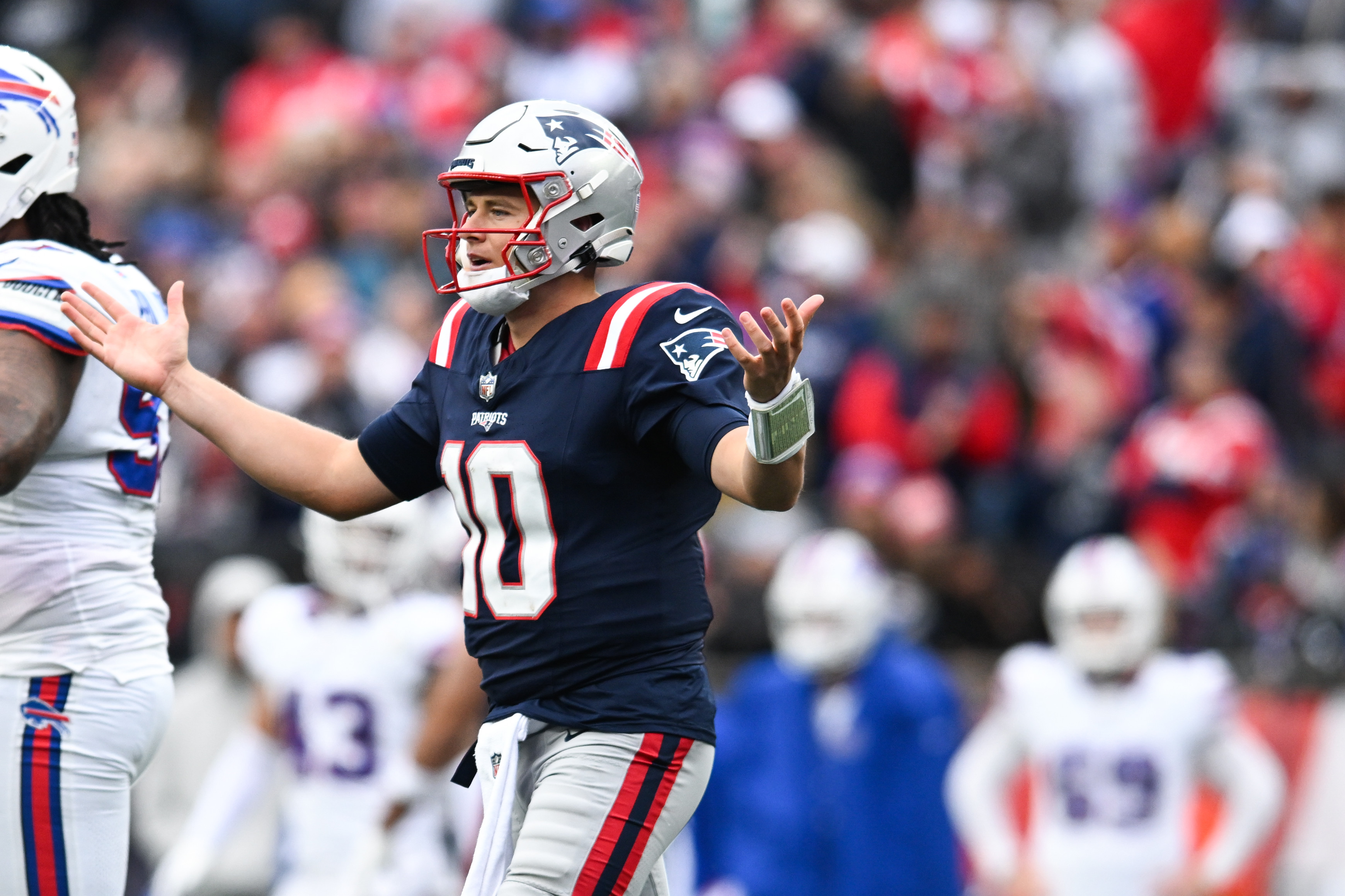 Tom Brady's stolen Super Bowl jersey found in possession of international  media member - ESPN