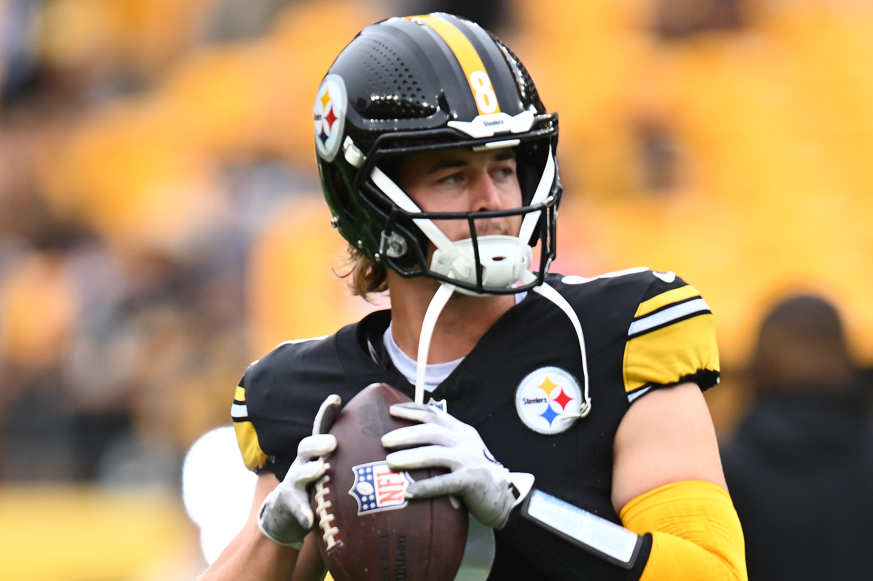 Pittsburgh Steelers Mini Camp Takeaways: Goofy Helmets and Missing Starters  - Sports Illustrated Pittsburgh Steelers News, Analysis and More