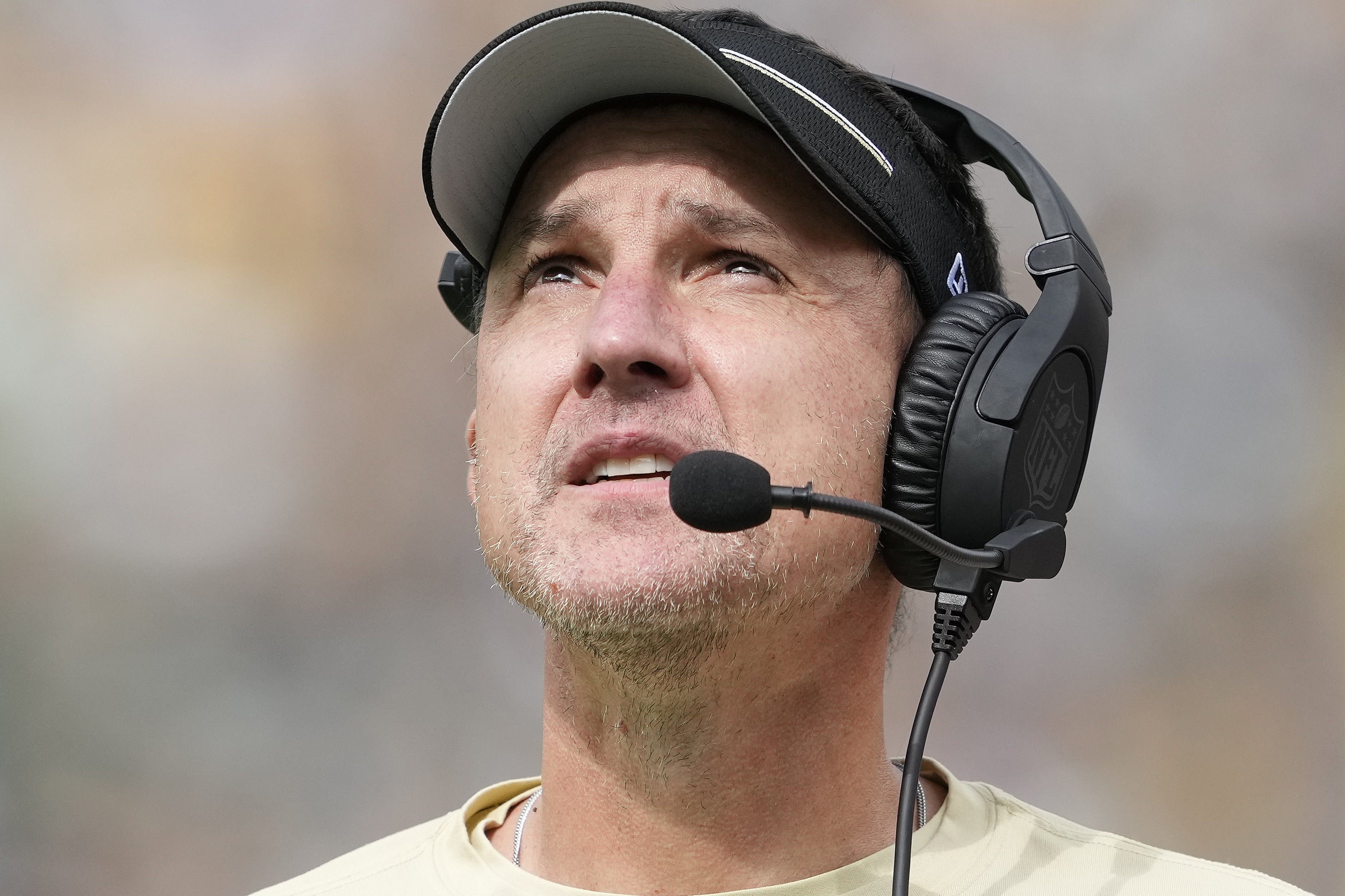 Saints coach Dennis Allen: Kamara plans to meet with Goodell about 2022  fight