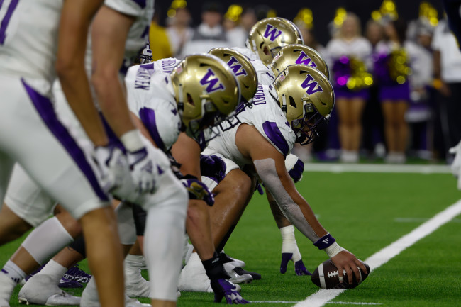 Washington huskies football deals