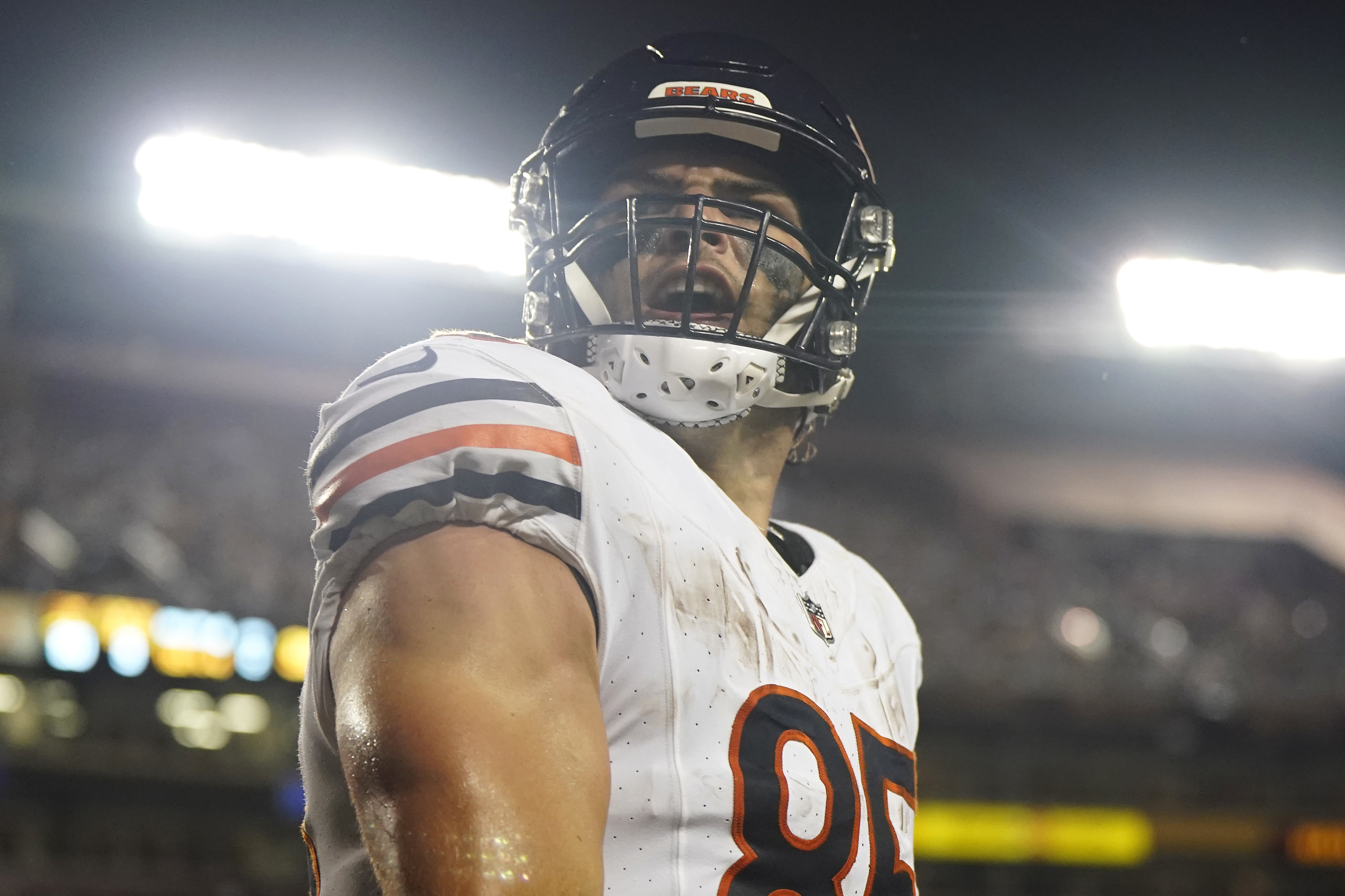 Chicago Bears unofficially rebuilding after trading Khalil Mack - Axios  Chicago