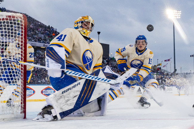 Sabres Snap Outdoor Game Losing Streak With Heritage Classic Win