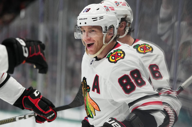 Patrick Kane has hip resurfacing surgery and is expected to be out 4-6  months