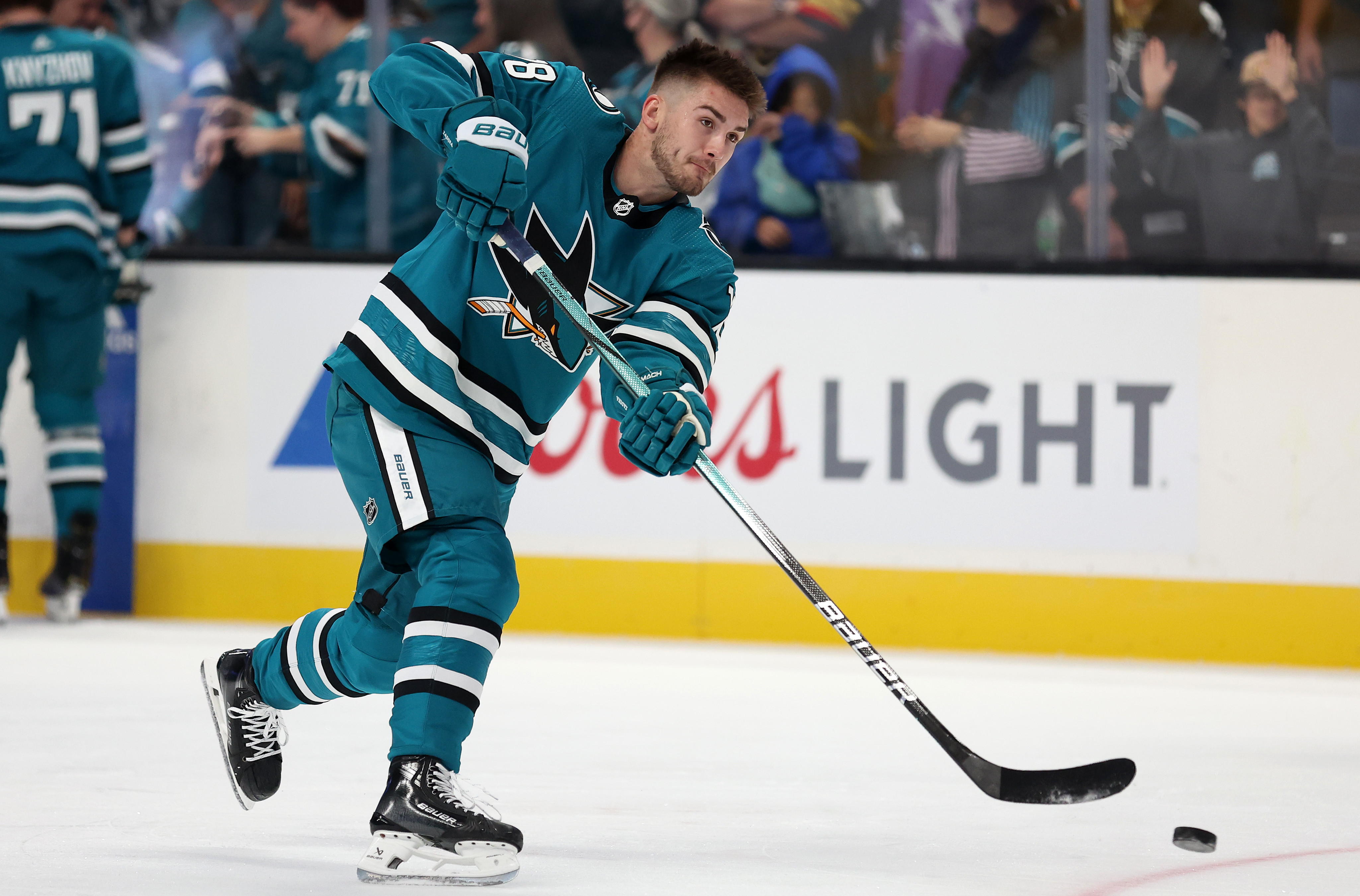 Evgeni Nabokov Traded to Sharks, Reportedly Plans to Retire with