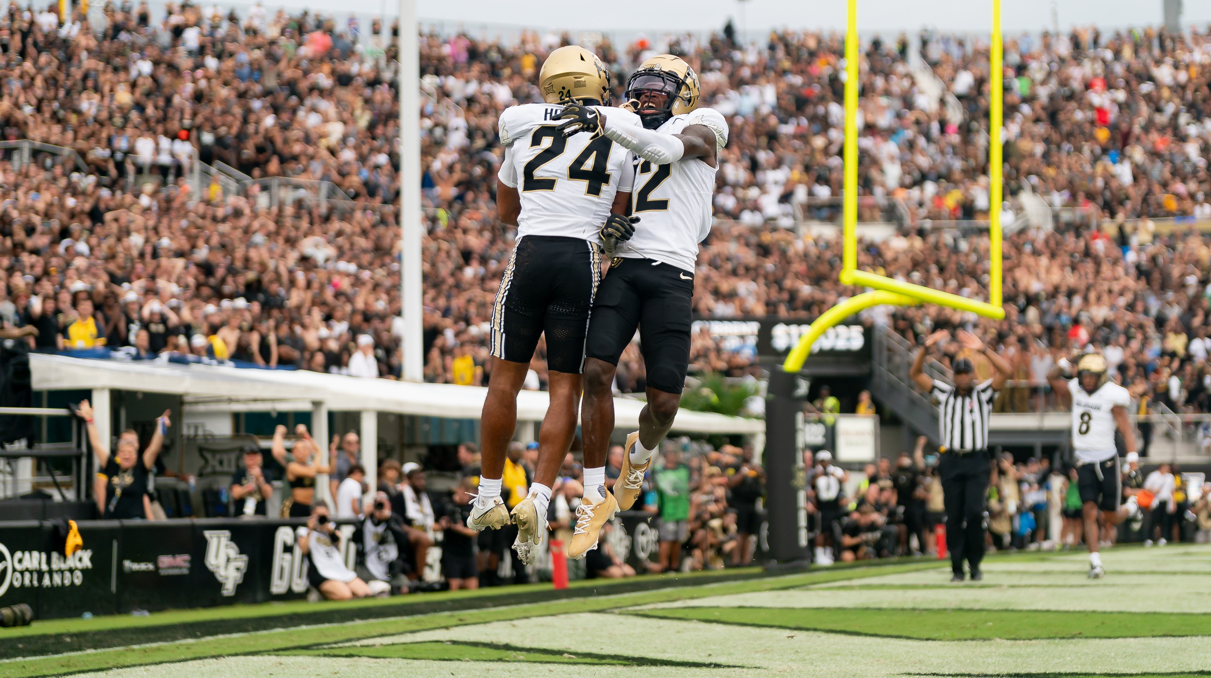 Colorado Blows Out UCF 48-21 🦬