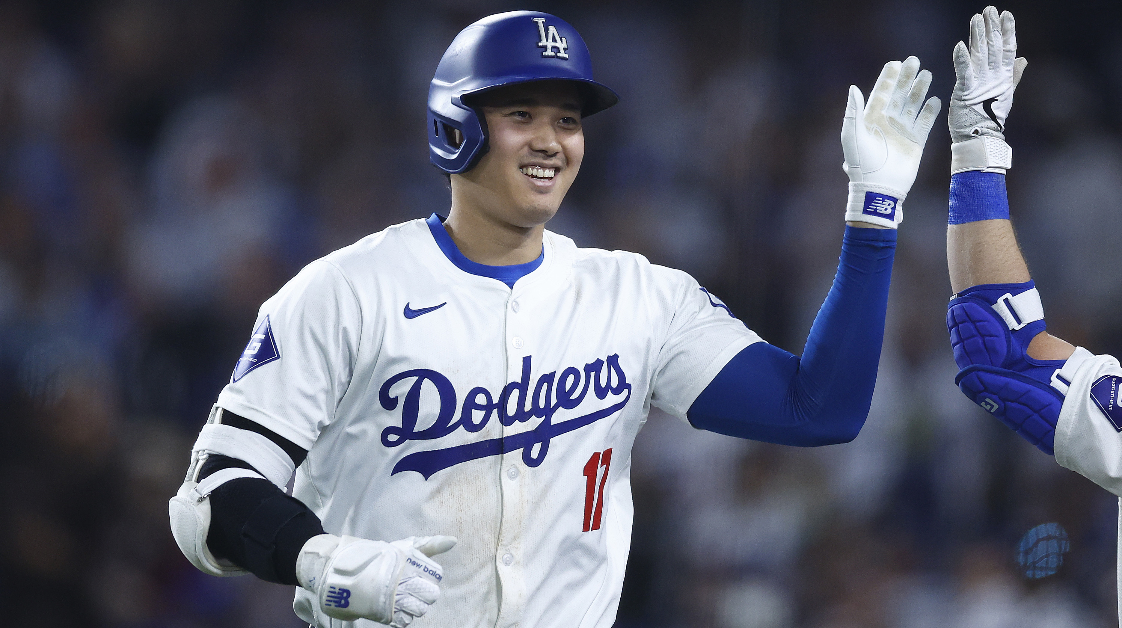 Dodgers Hit 4 HRs in 1 Inning, Win 15-2 🤯