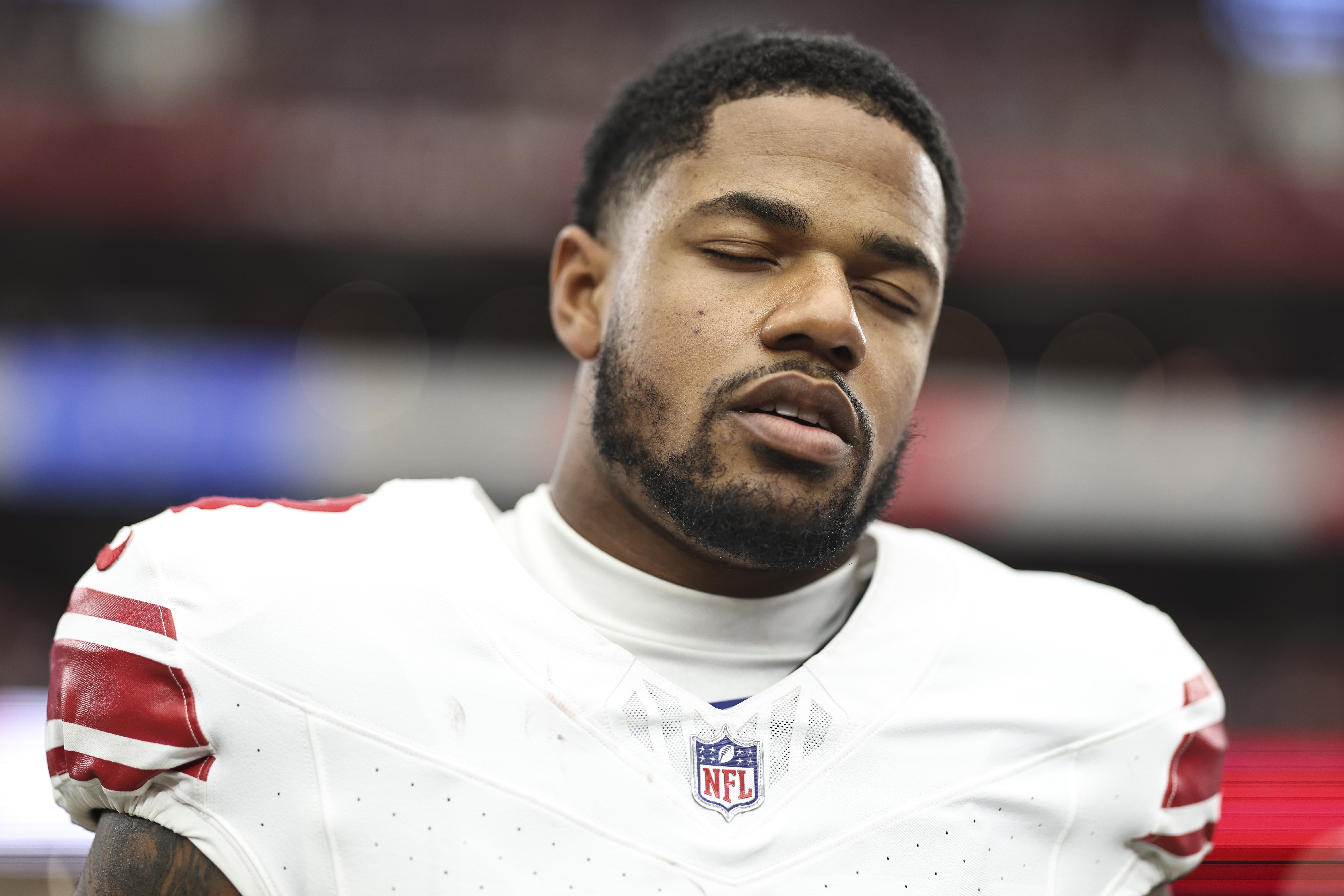 NFL reviewing New York Giants LT Ereck Flowers' shove of ESPN reporter