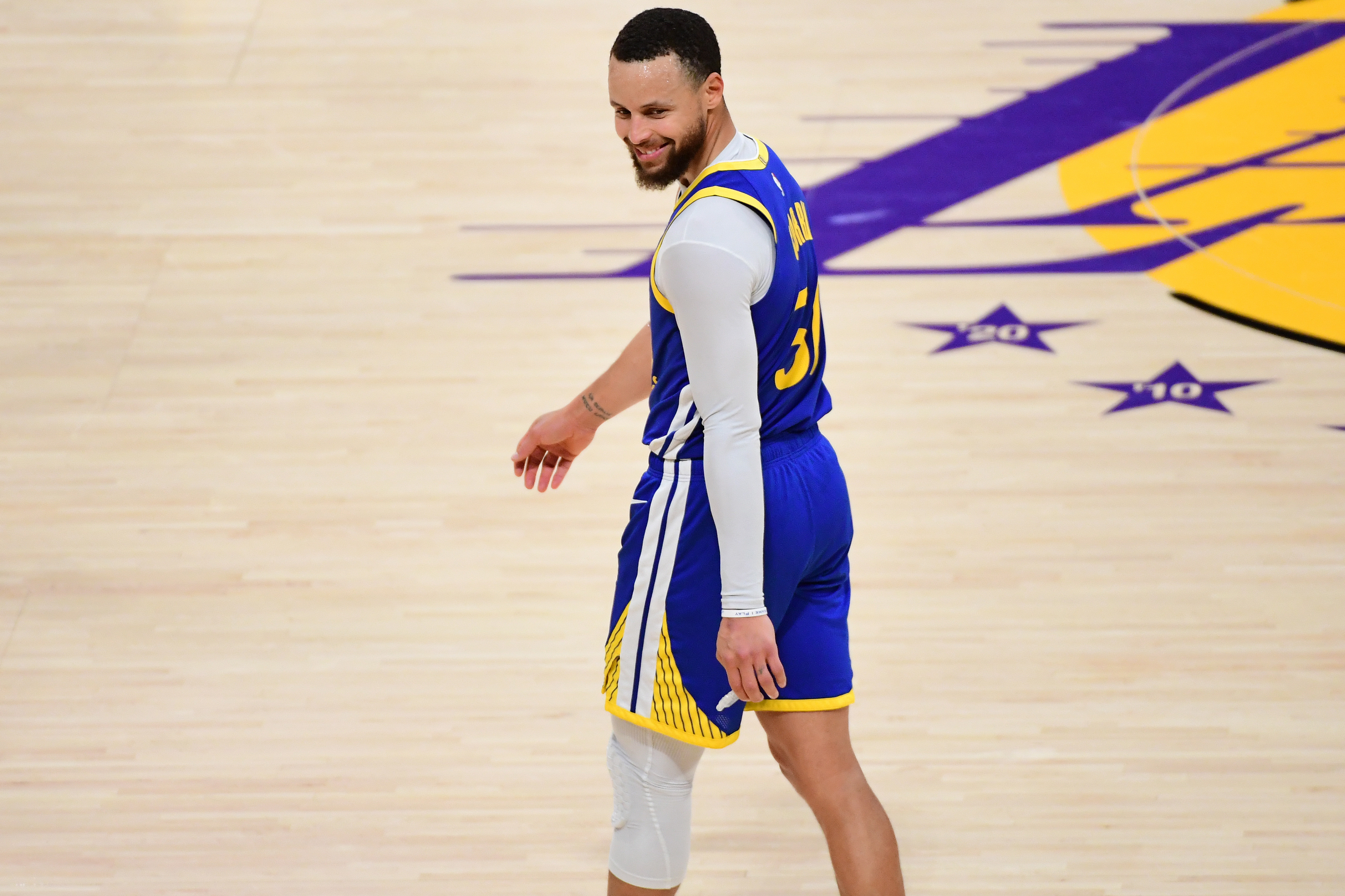 How to stream Warriors vs. Mavericks, Game 1 - Golden State Of Mind