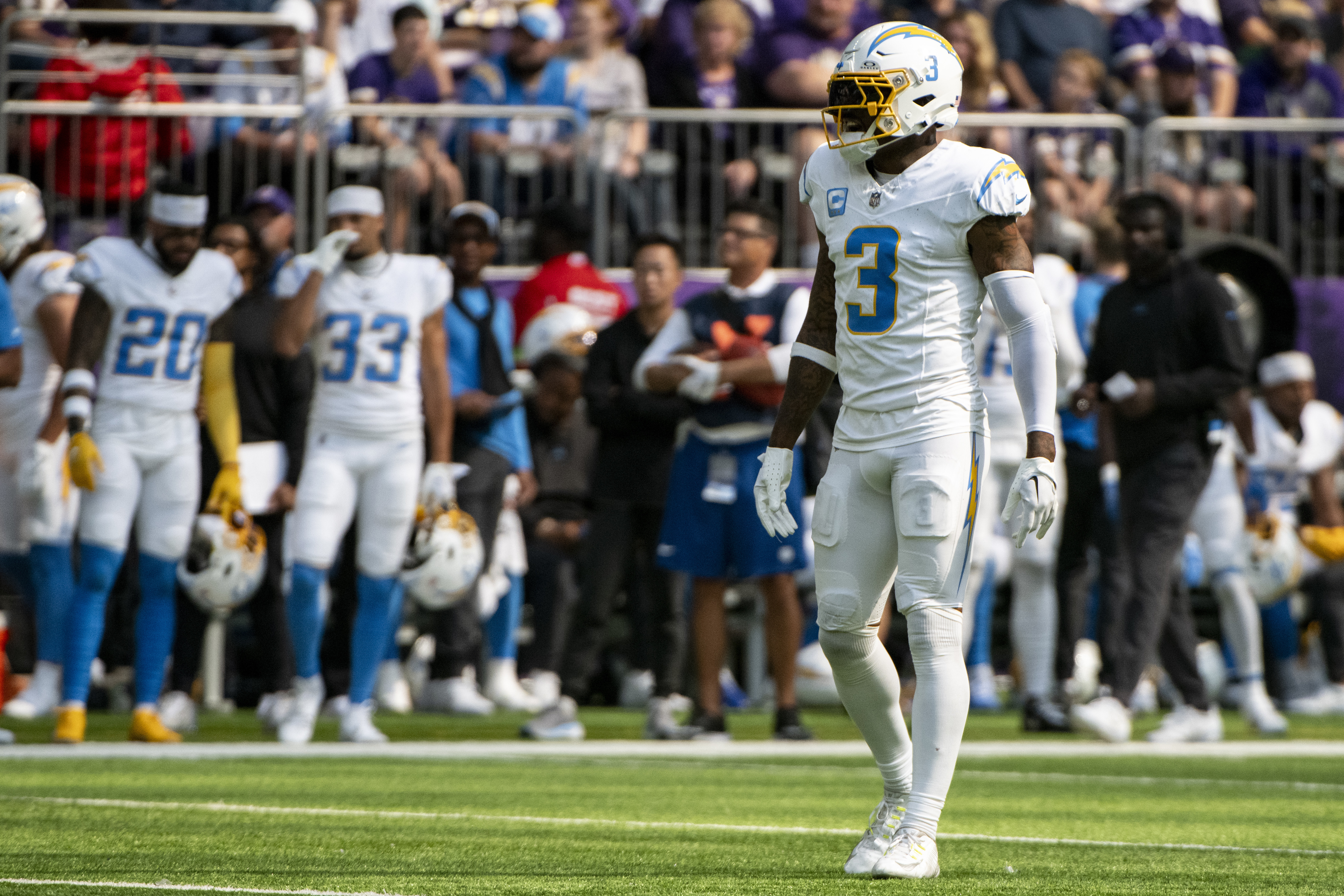 NFL Auction on X: Bid now on this game worn Justin Herbert jersey worn  during his rookie year #CrucialCatch game! All money raised will go to  support @AmericanCancer! #BoltUp #NFL #Chargers Bid