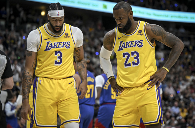 Gifdsports on X: Damn those Lakers shorts LeBron is wearing are $500.    / X