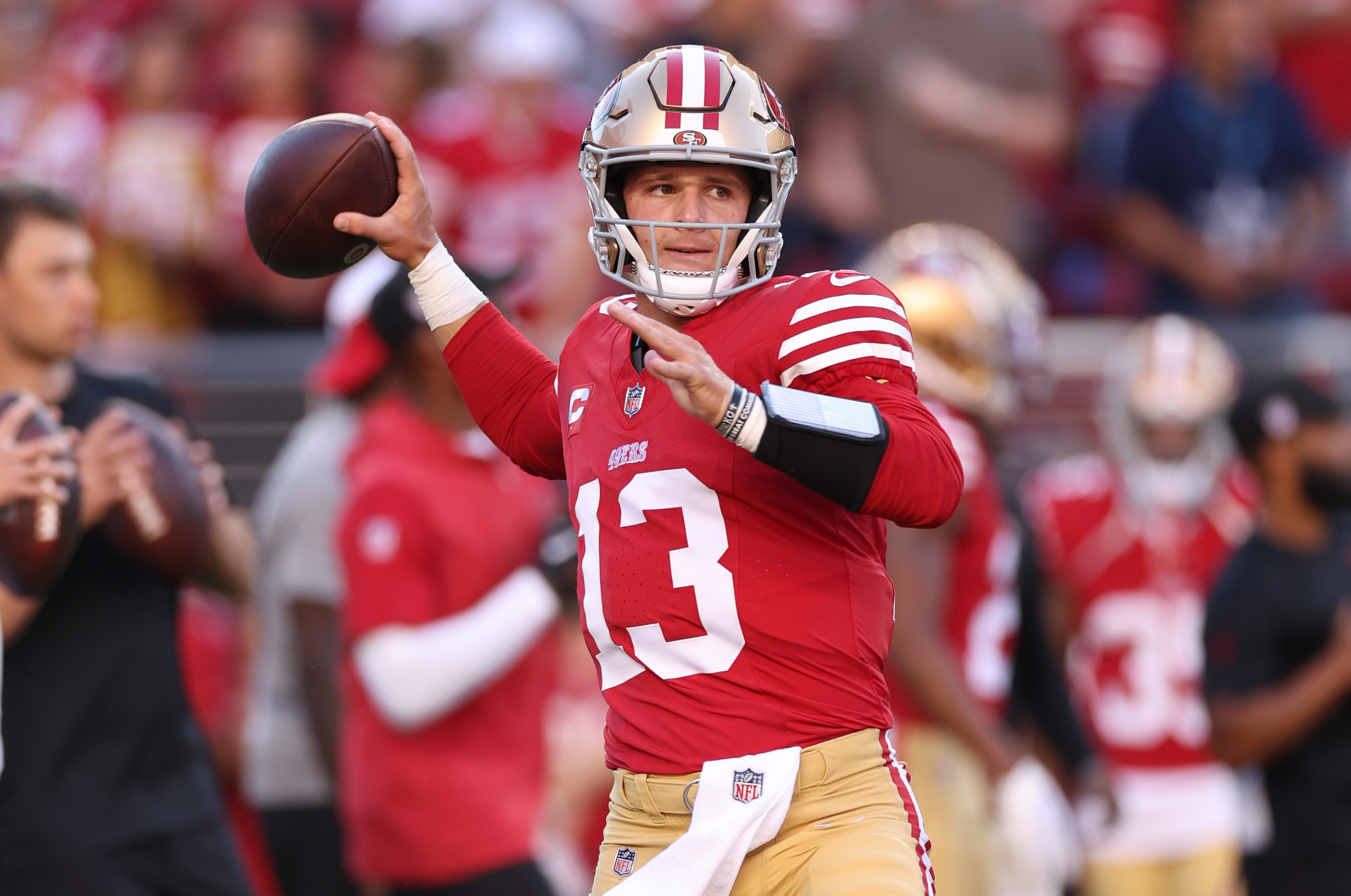FOX bails on Tom Brady as 49ers blow out Buccaneers