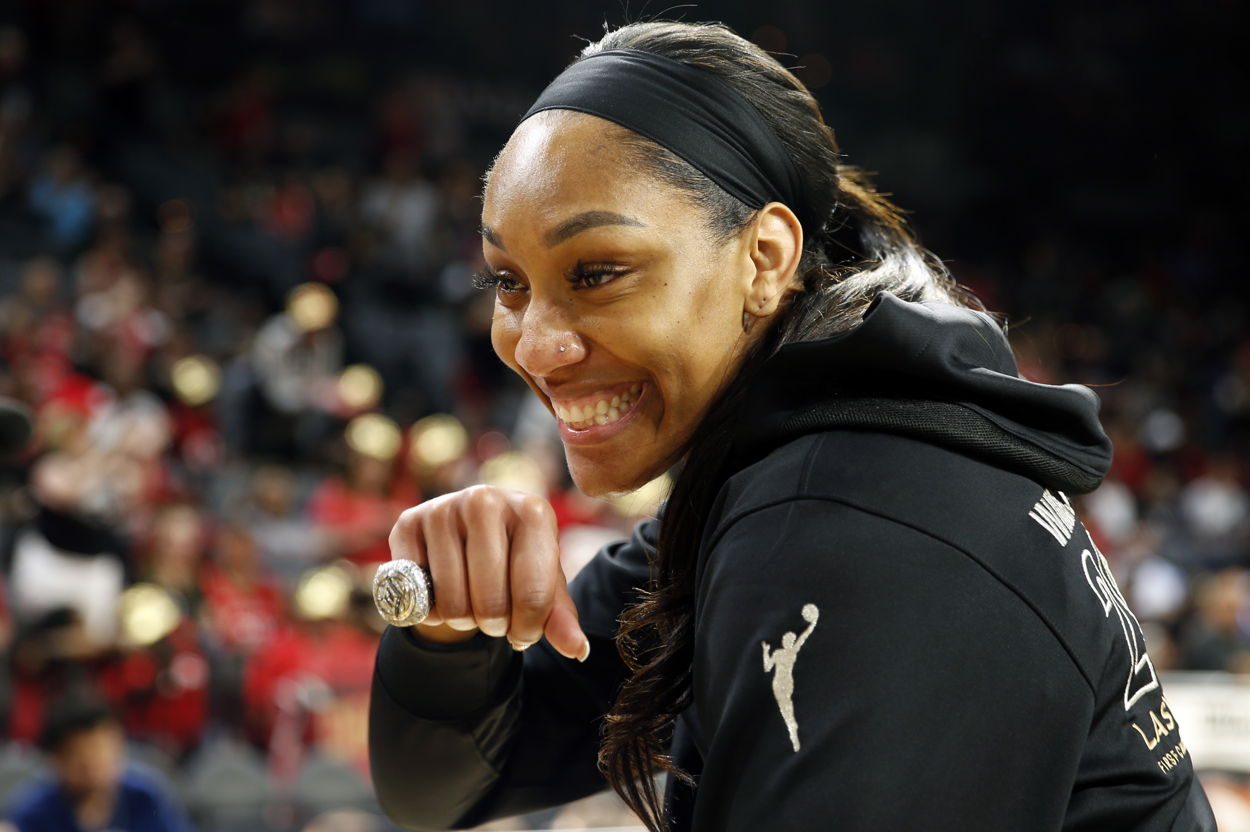 Dawn Staley and South Carolina seek to dethrone mighty UConn - Sports  Illustrated