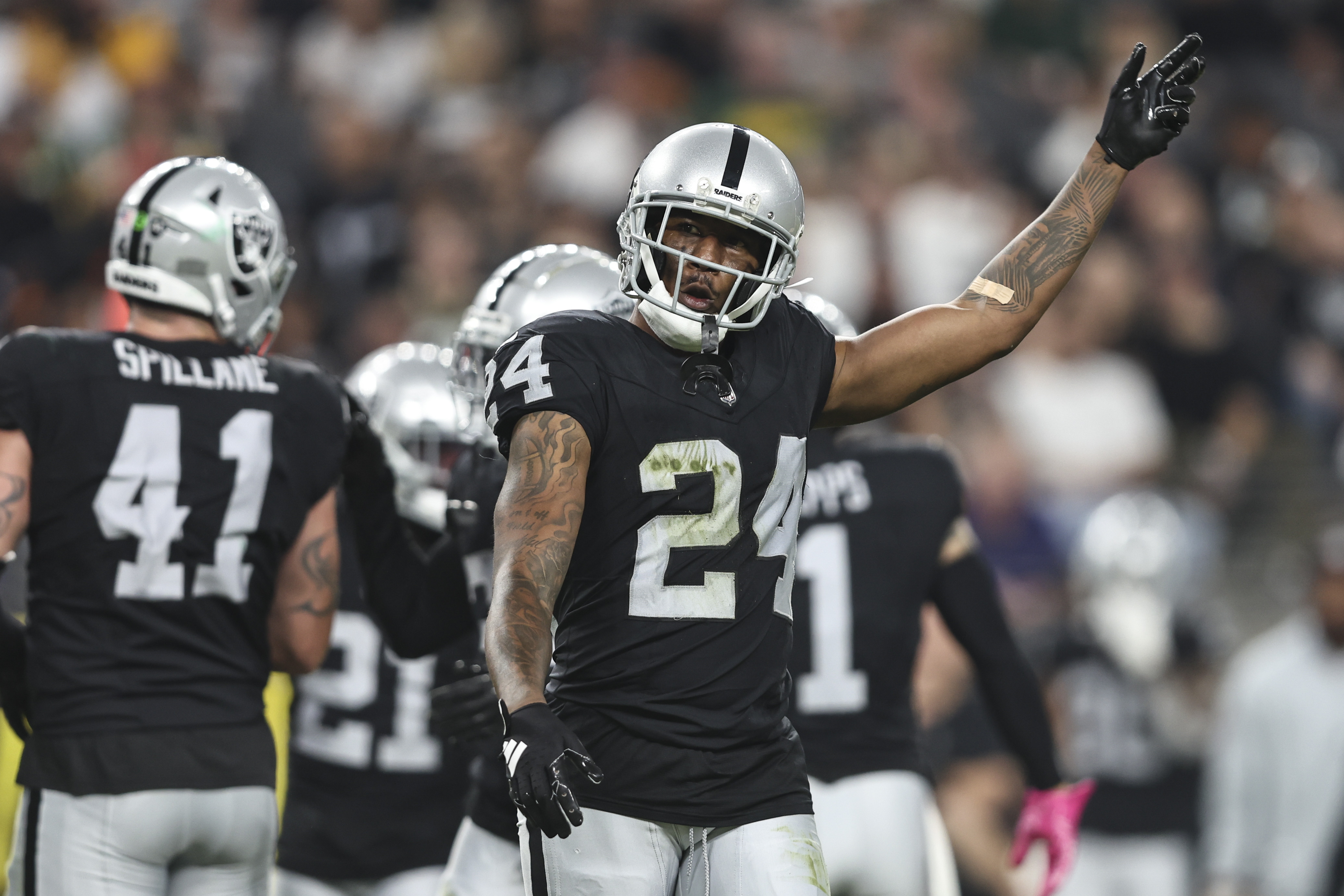 Raiders News: 3 Raiders land on the CBS Sports top 100 - Silver And Black  Pride