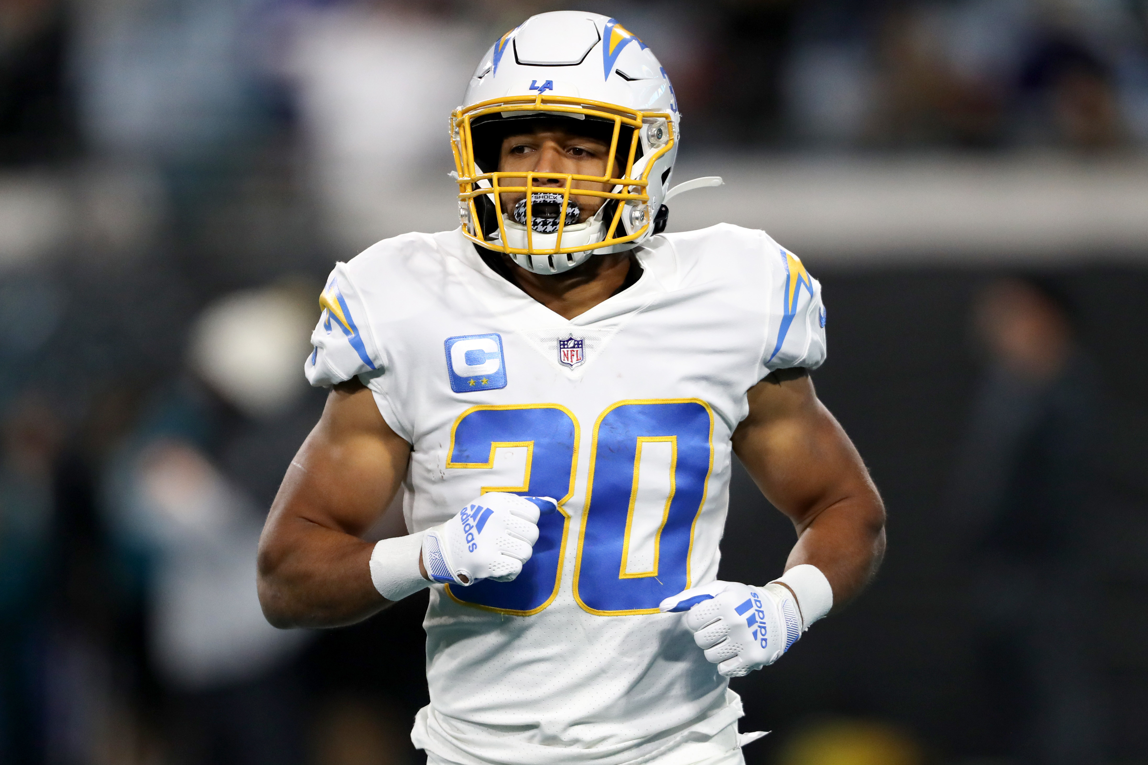 Chargers Injury Report: Austin Ekeler limited with knee injury - Bolts From  The Blue