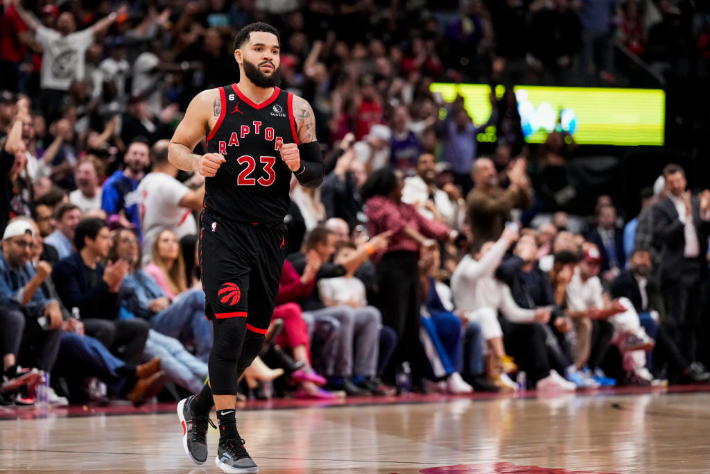 Drake trolls 'look-alike' Fred VanVleet on Toronto Raptors farewell post