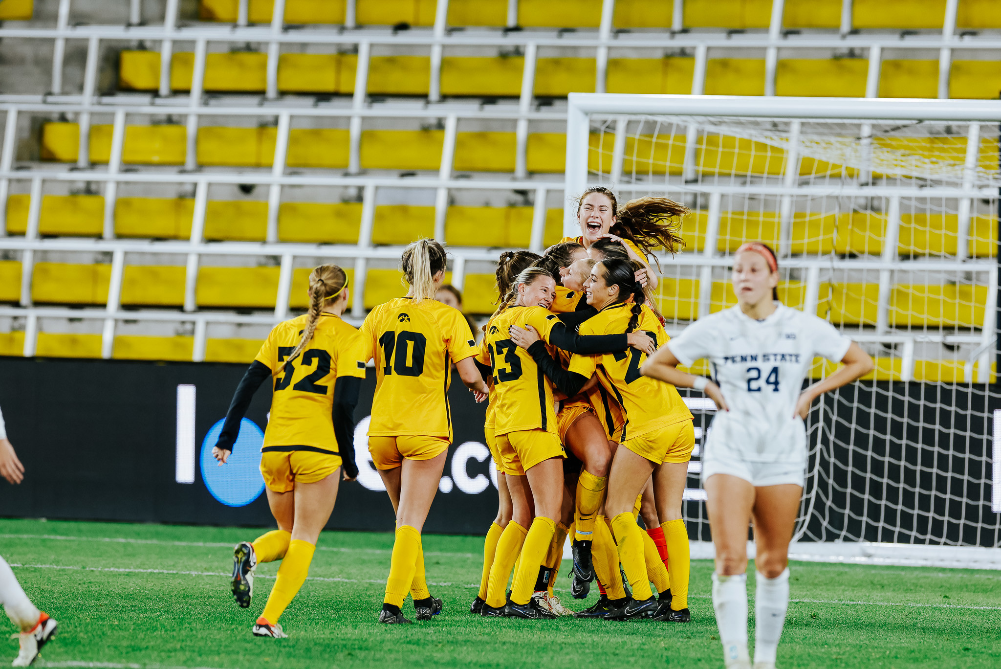 Men's Soccer Heads to Charlottesville for NCAA Round of 32 Matchup at  Virginia - FIU Athletics