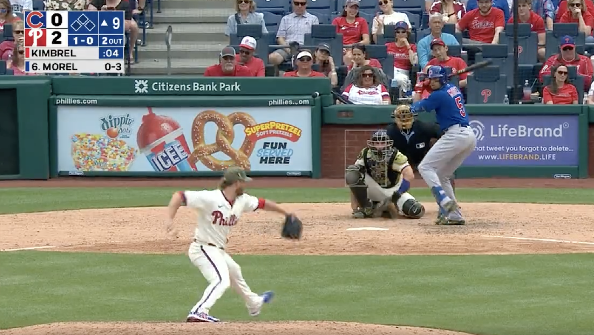 C.J. Cron scores on a wild pitch, 04/18/2022