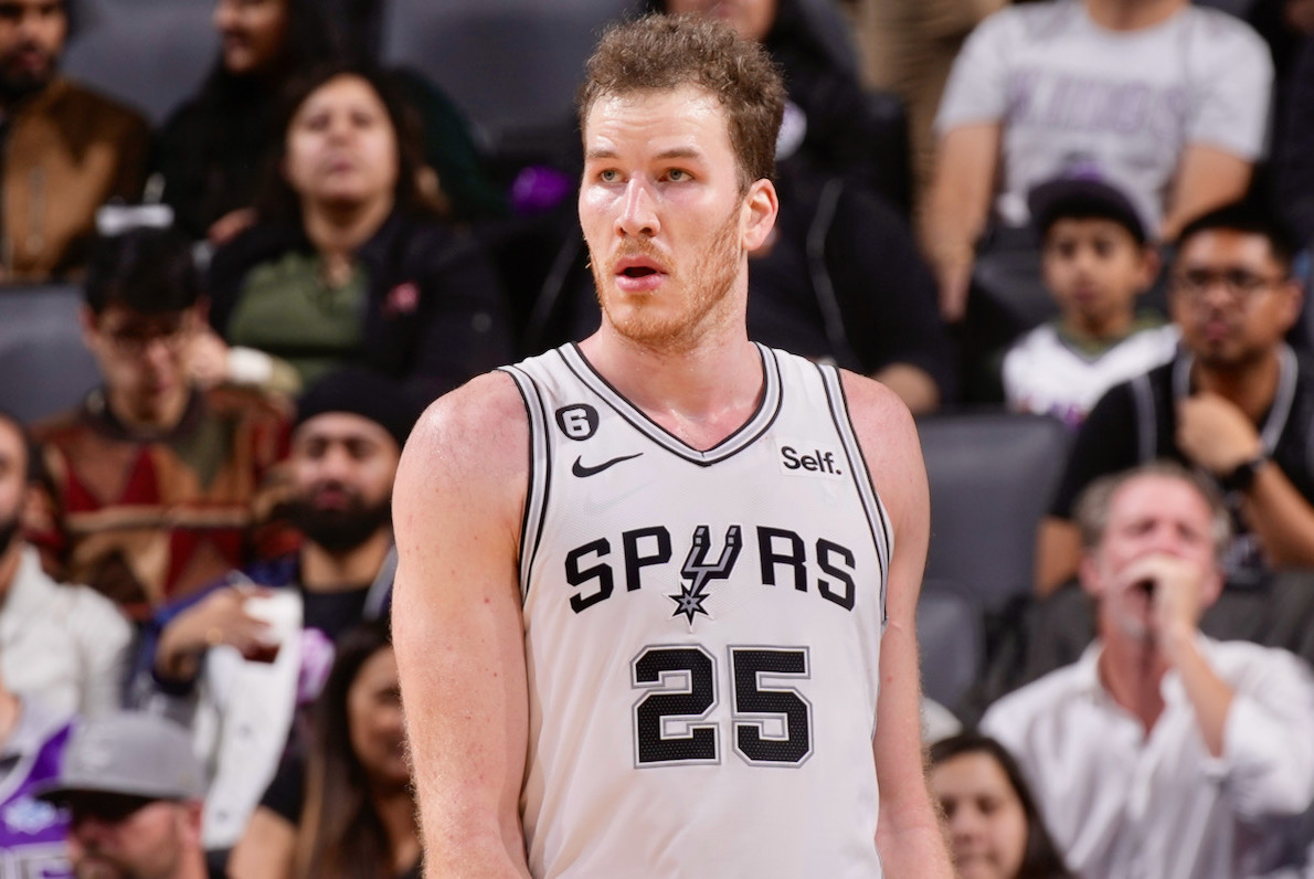 NBA free agency 2023: Jakob Poeltl returning to Raptors on $80M