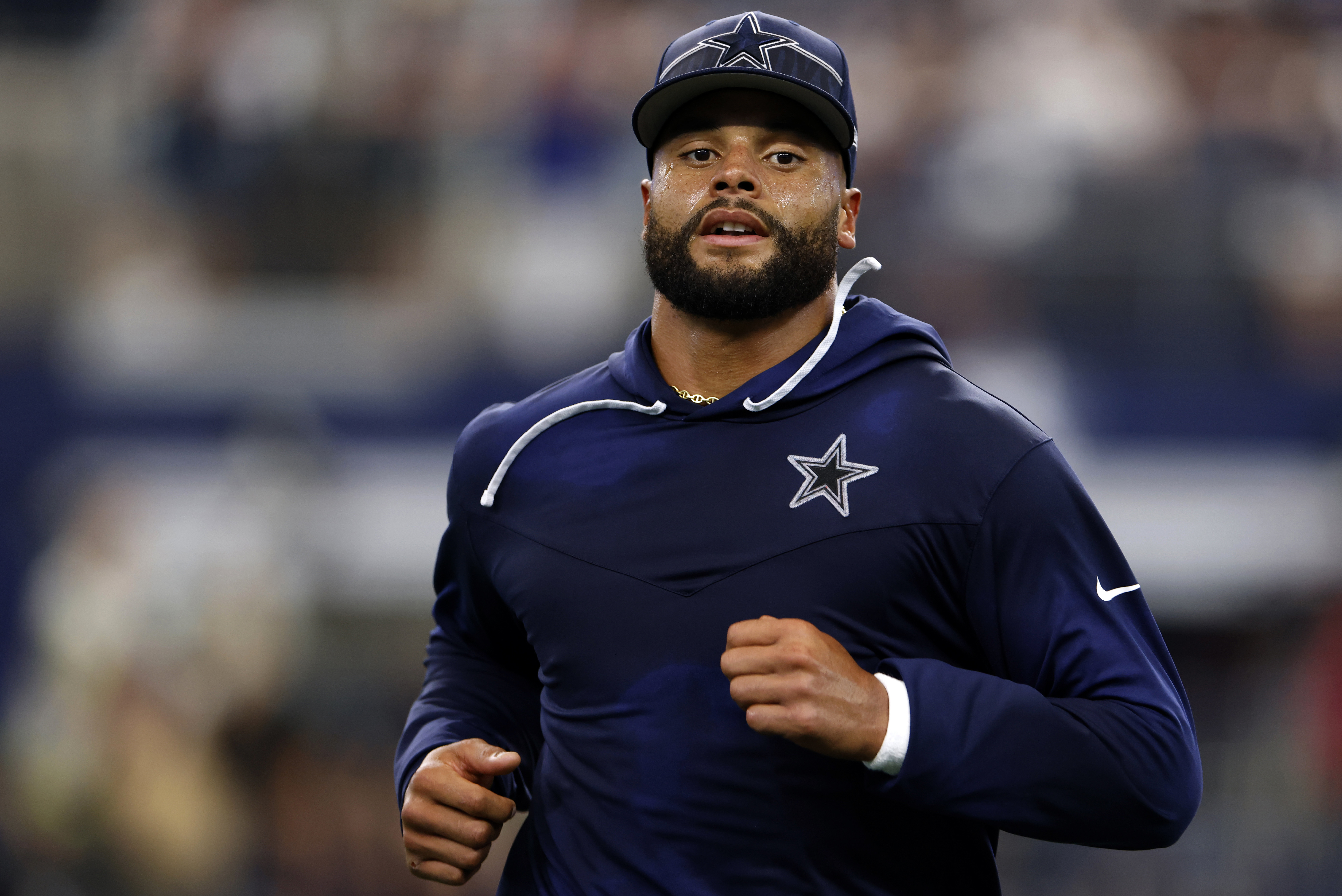 Dallas Cowboys Tackle Antwaun Woods Hosts Thanksgiving Shopping