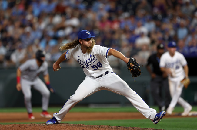 Padres Acquire INF Garrett Cooper and RHP Sean Reynolds From