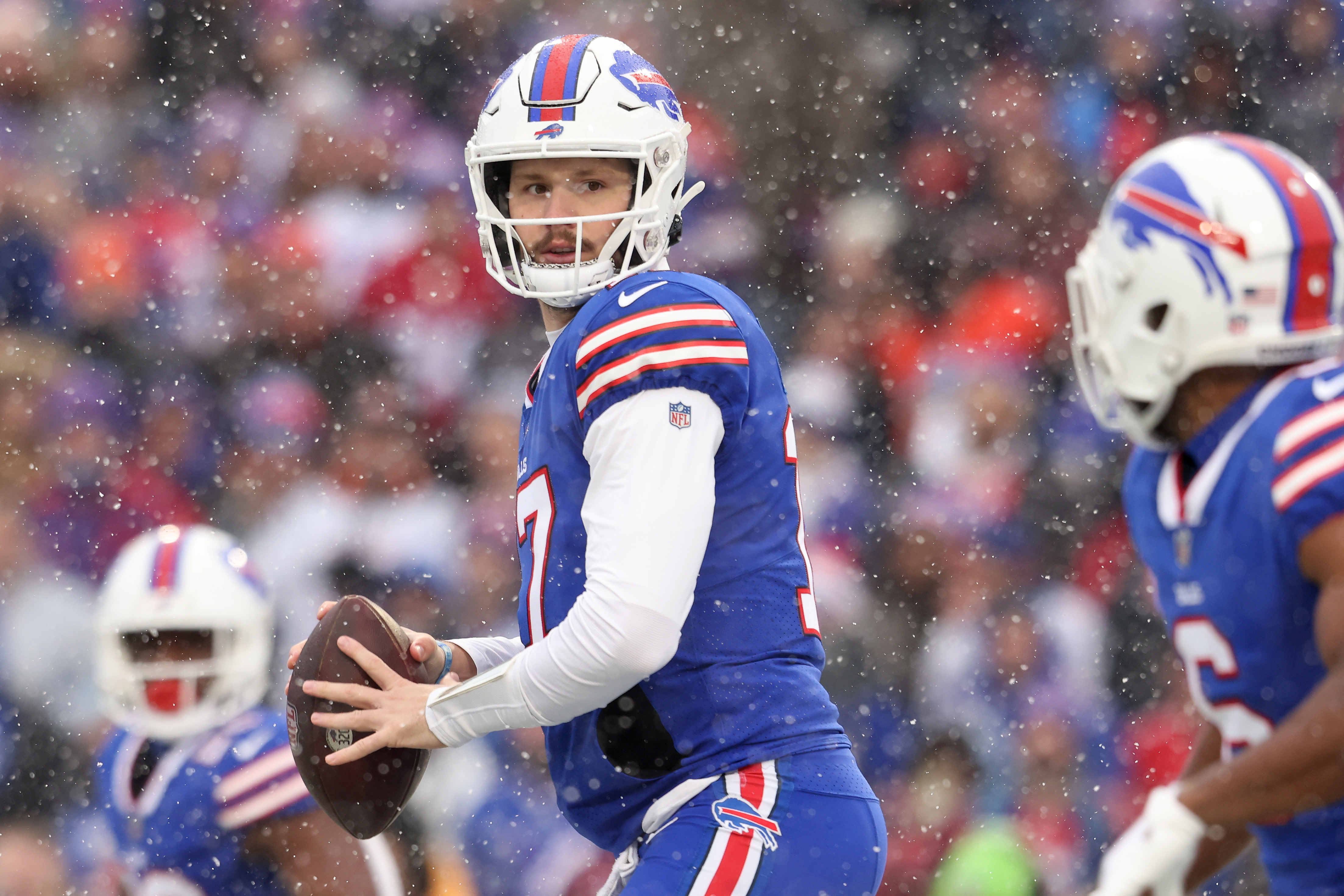 Josh Allens wearing a red alternate helmet in practice todayis this a  sign?! : r/buffalobills