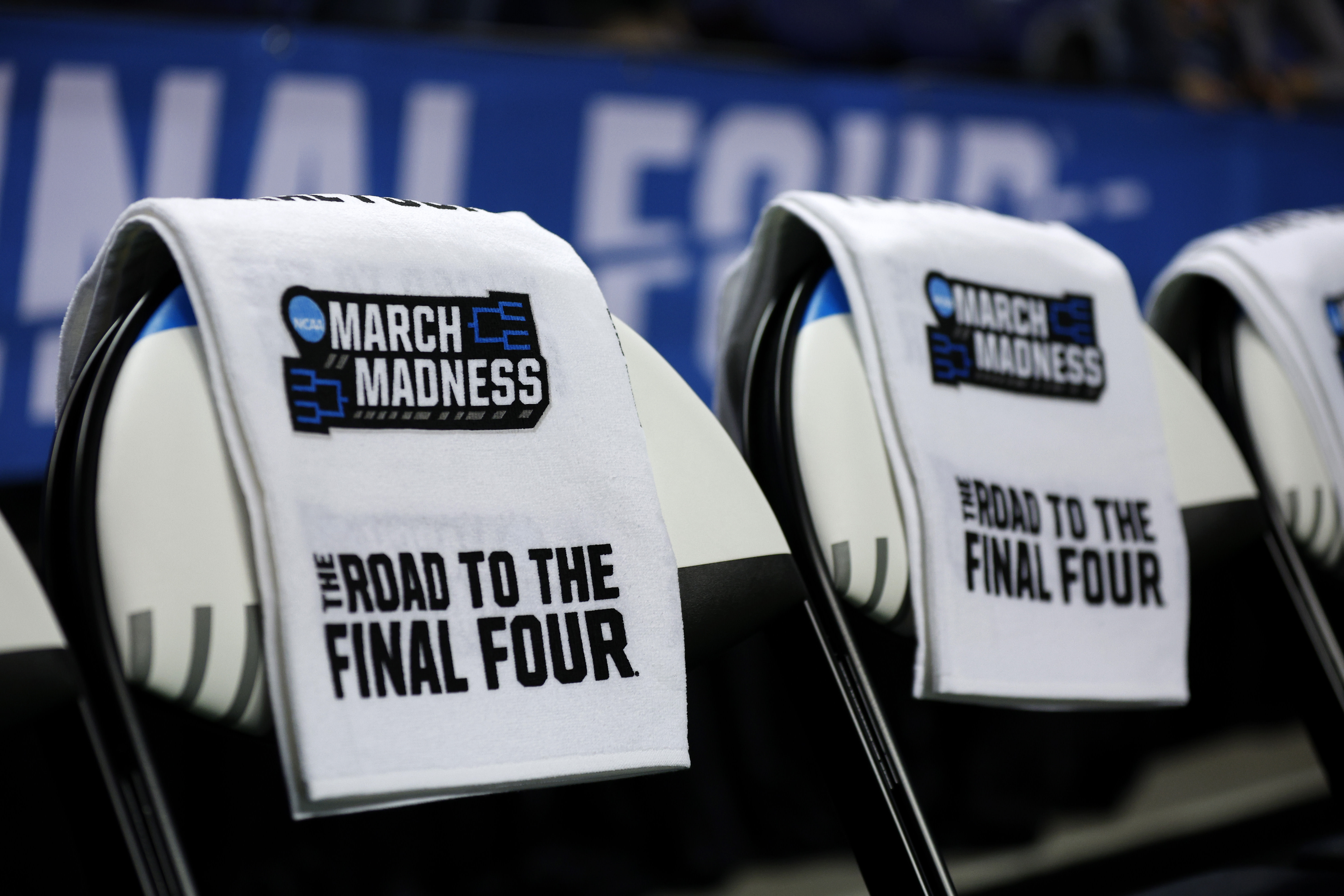 March Madness brackets: Expert picks, predictions for 2022 - Sports  Illustrated