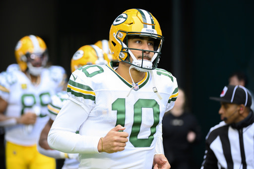 Aaron Rodgers texted Jordan Love ahead of first training camp as Packers QB1