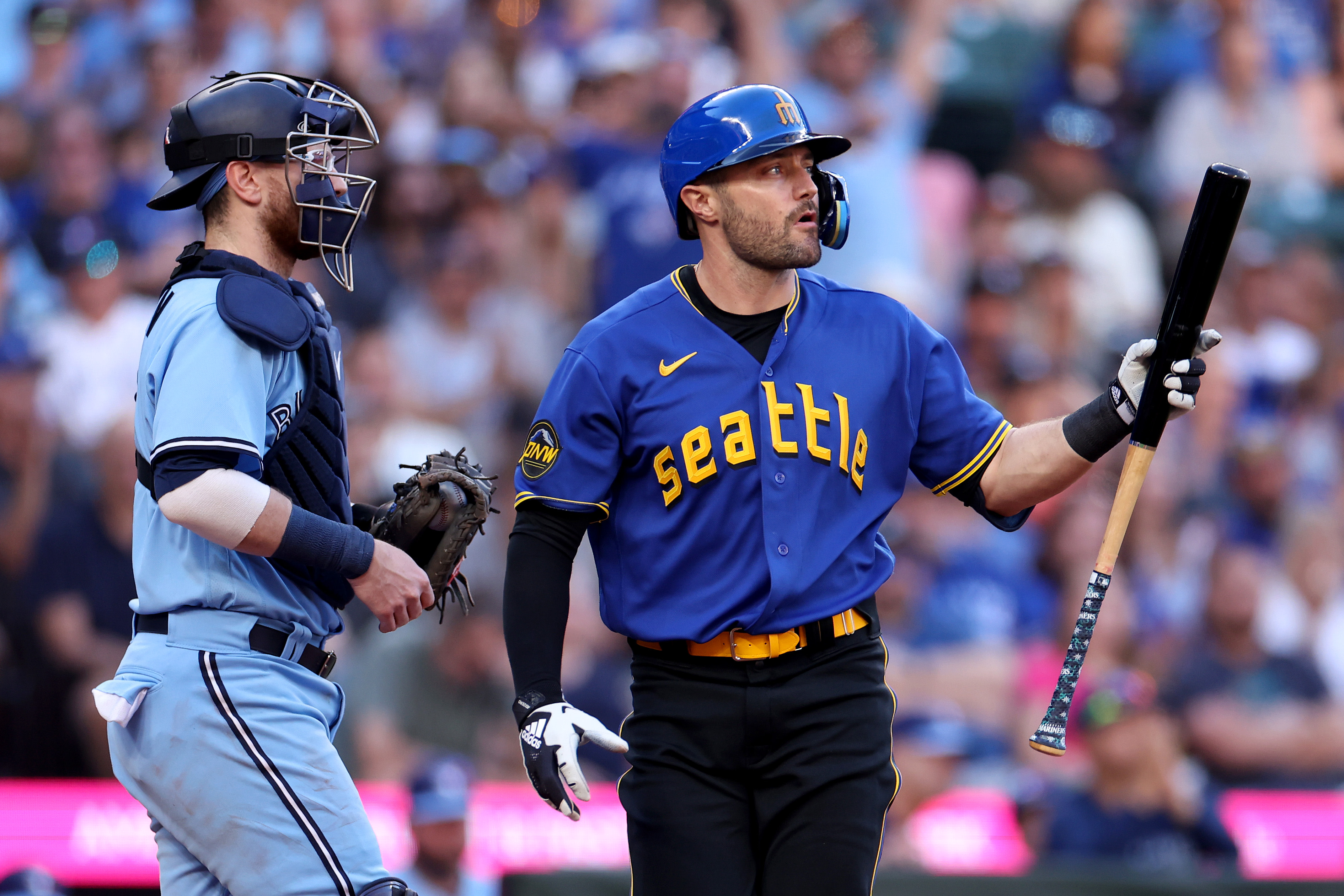 D-backs free agent A.J. Pollock officially agrees to deal with Dodgers