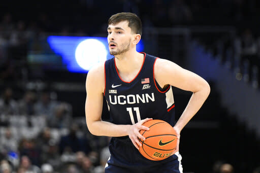 Classic Photos of UConn Men's Basketball - Sports Illustrated