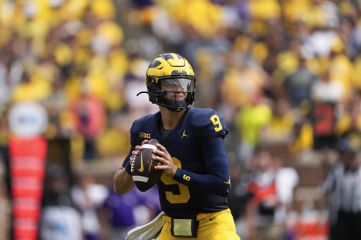 Who will be Michigan Football's Team Captains for the 2023 season? - Maize  n Brew