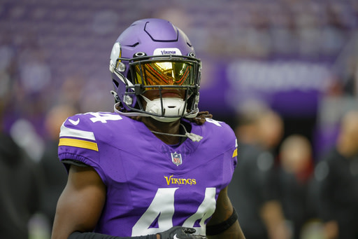 Vikings star Dalvin Cook fulfills promise to late father by switching to  No. 4