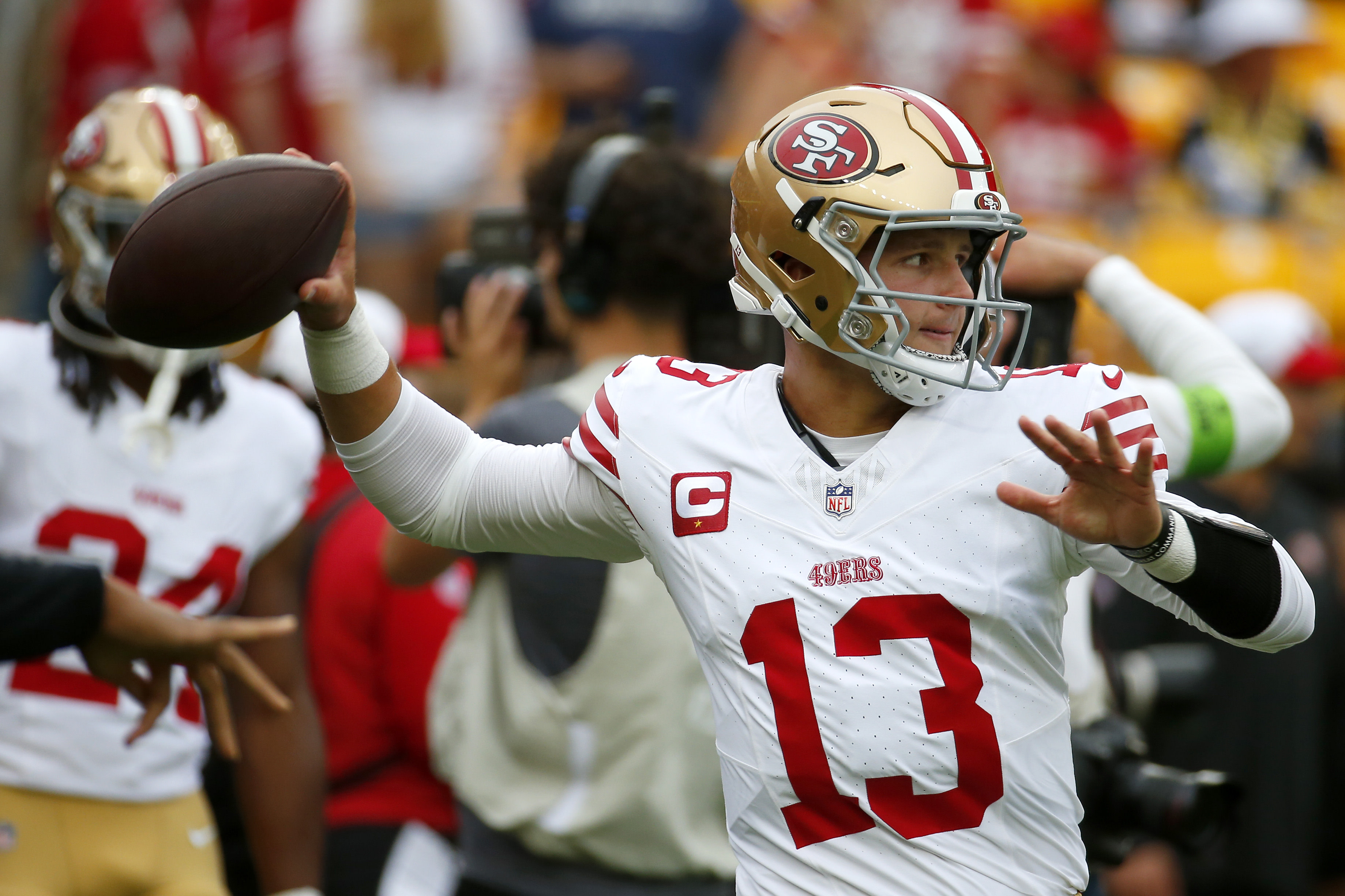 Jimmy Garoppolo, 49ers Agree on Record 5-Year, $137.5 Million Contract, News, Scores, Highlights, Stats, and Rumors