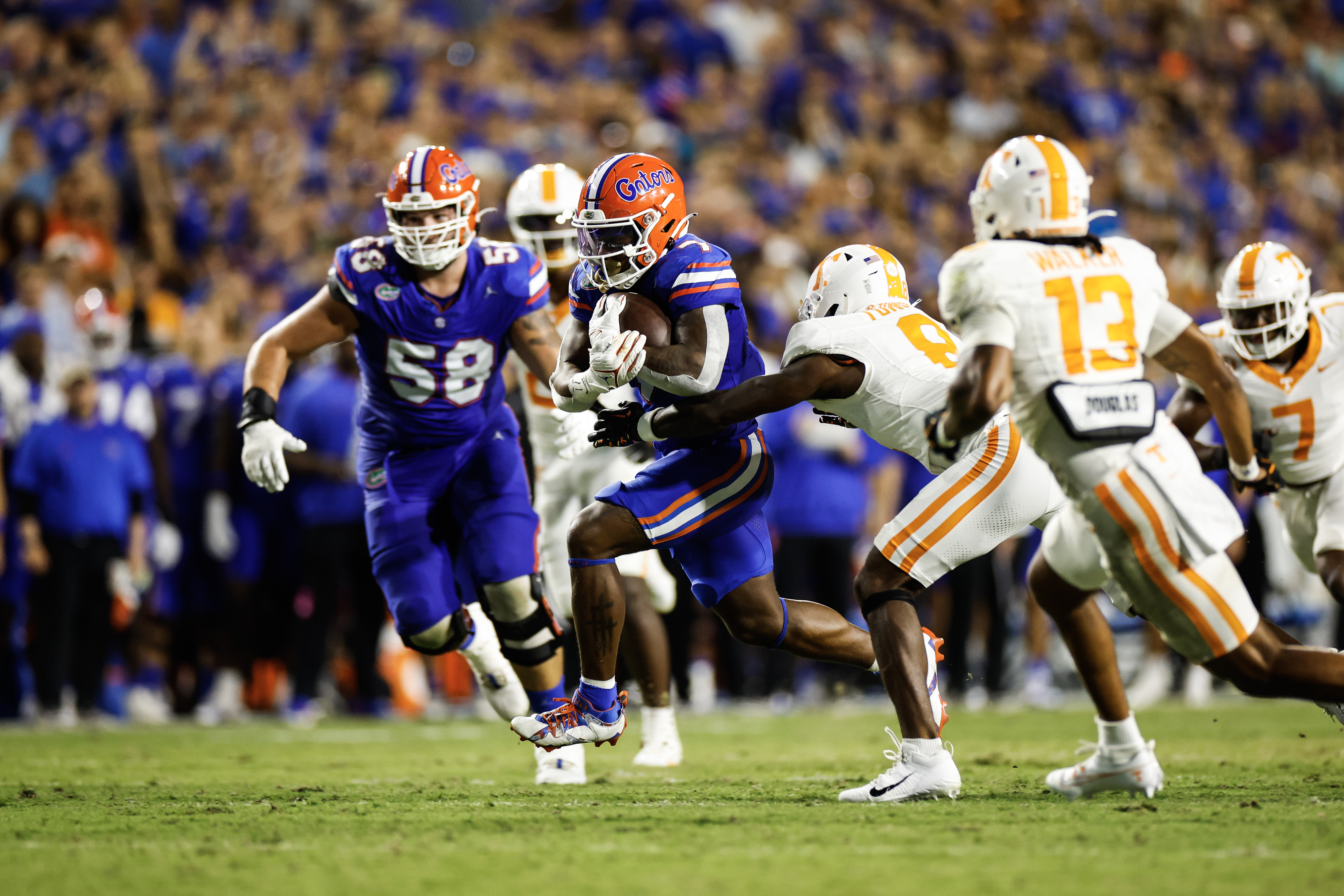 Florida vs. Alabama: Gators wearing all-orange uniforms against Crimson  Tide - Alligator Army