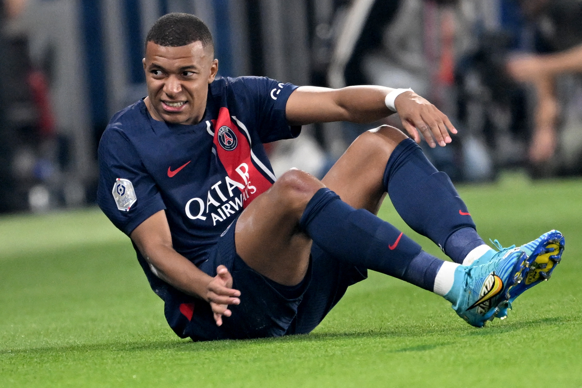 Paris Saint-Germain Soccer - Paris Saint-Germain News, Scores, Stats,  Rumors & More