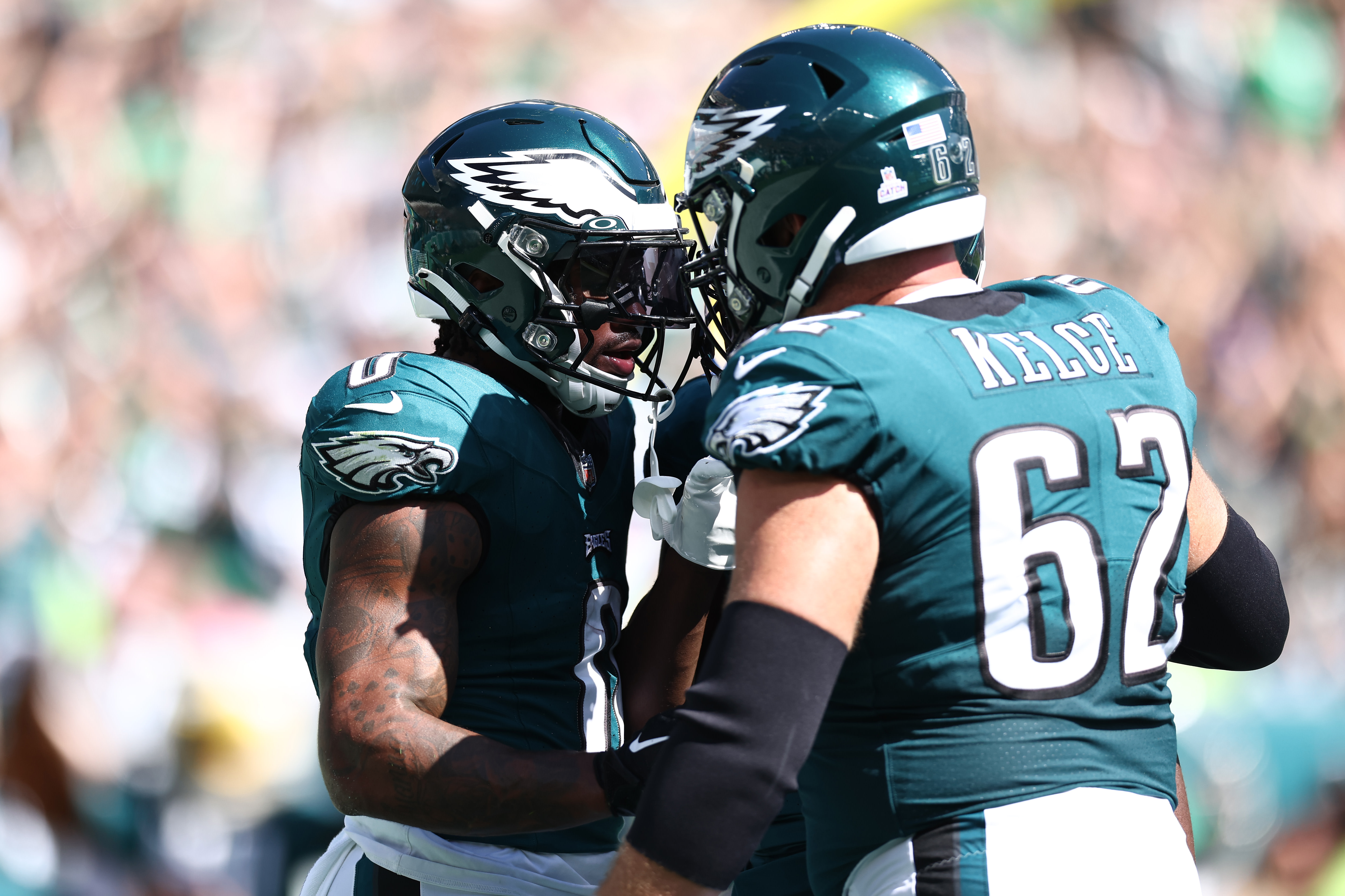 Eagles' black helmets will be worn for 3 of Philly's final 7 regular season  games [UPDATE] - Bleeding Green Nation