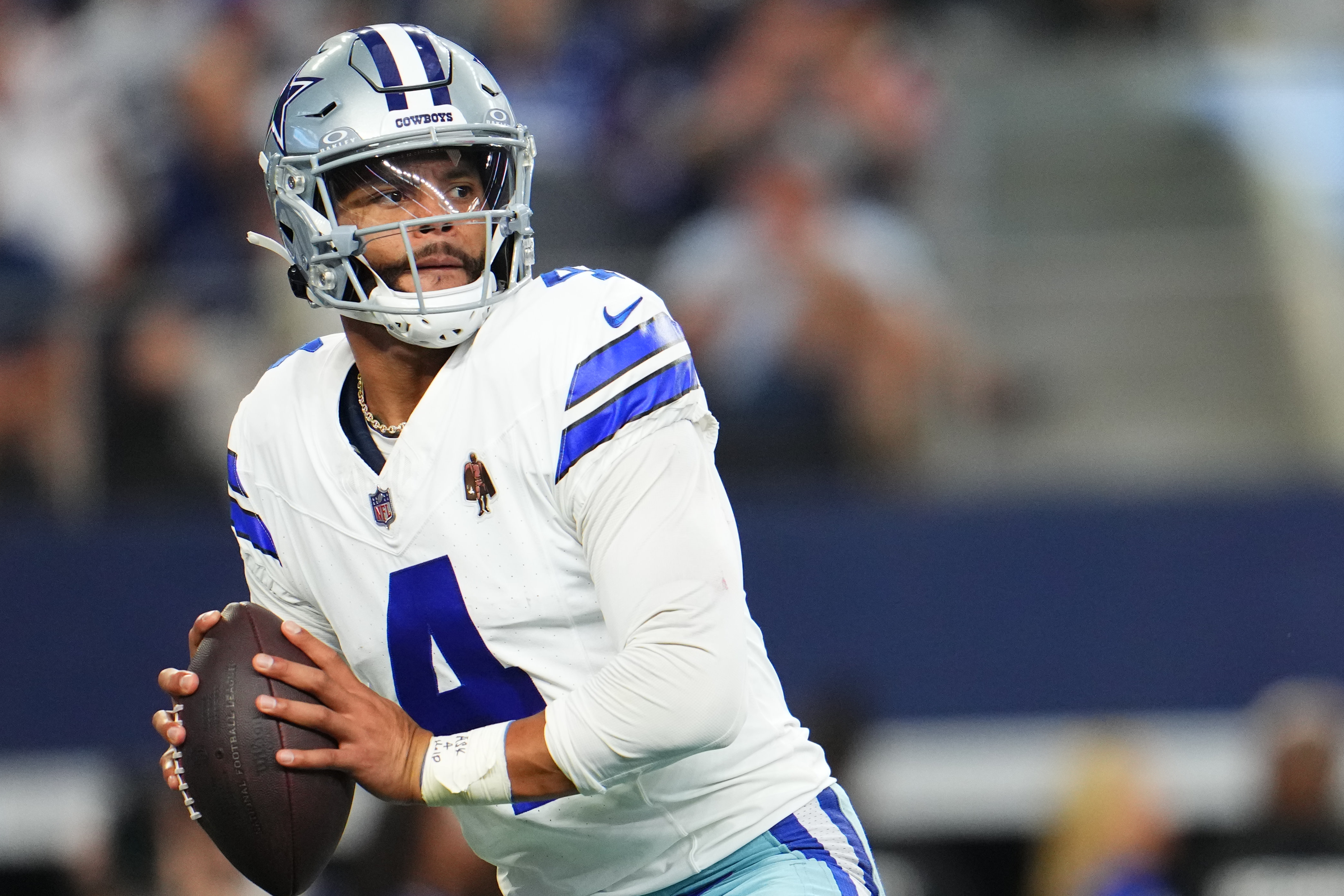 Dallas Cowboys: Dak Prescott's historic pass numbers equal 1-3