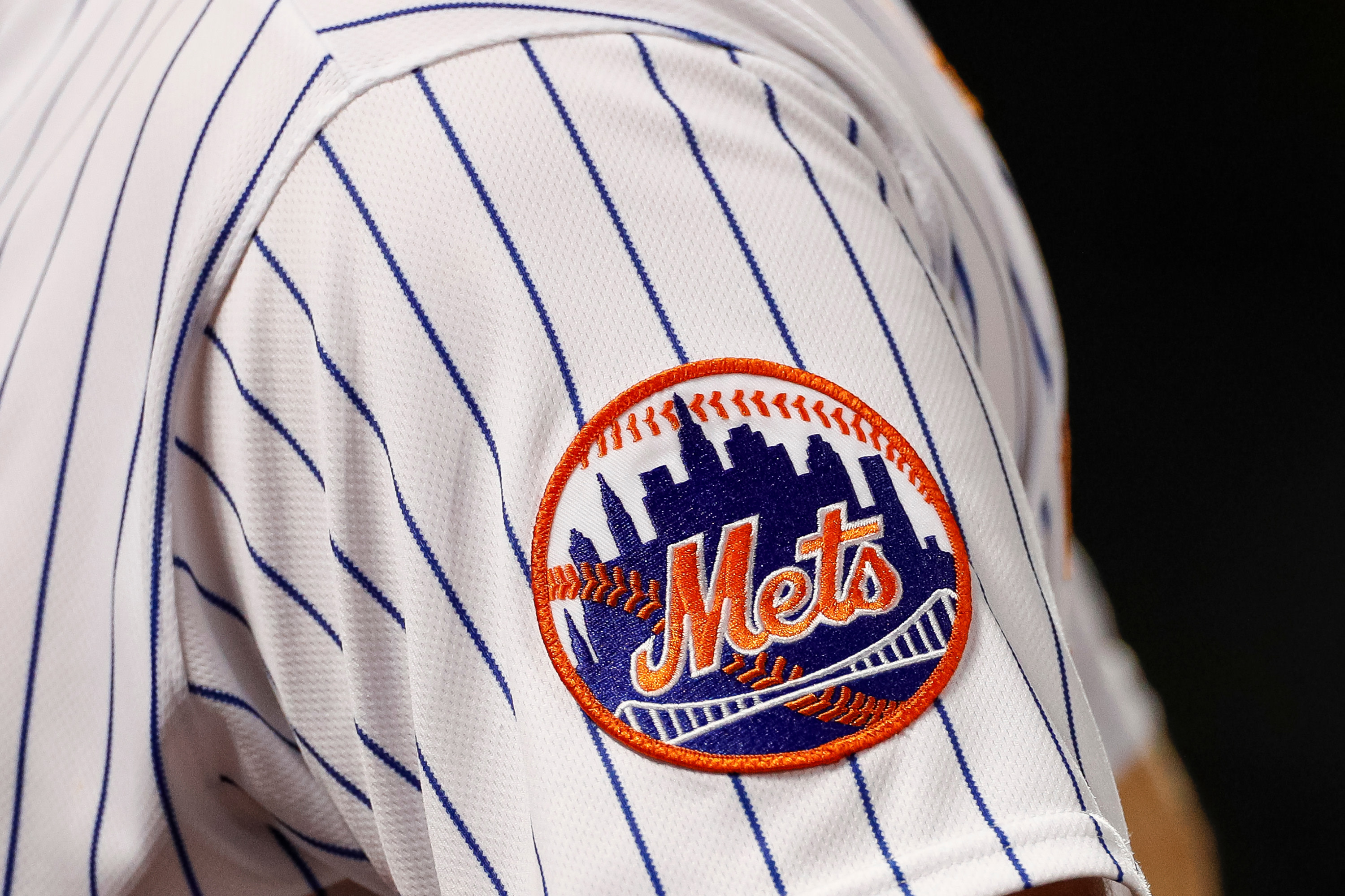 Metsmerized Online on X: The Mets have updated the sponsor patch on their  jersey sleeve.  / X