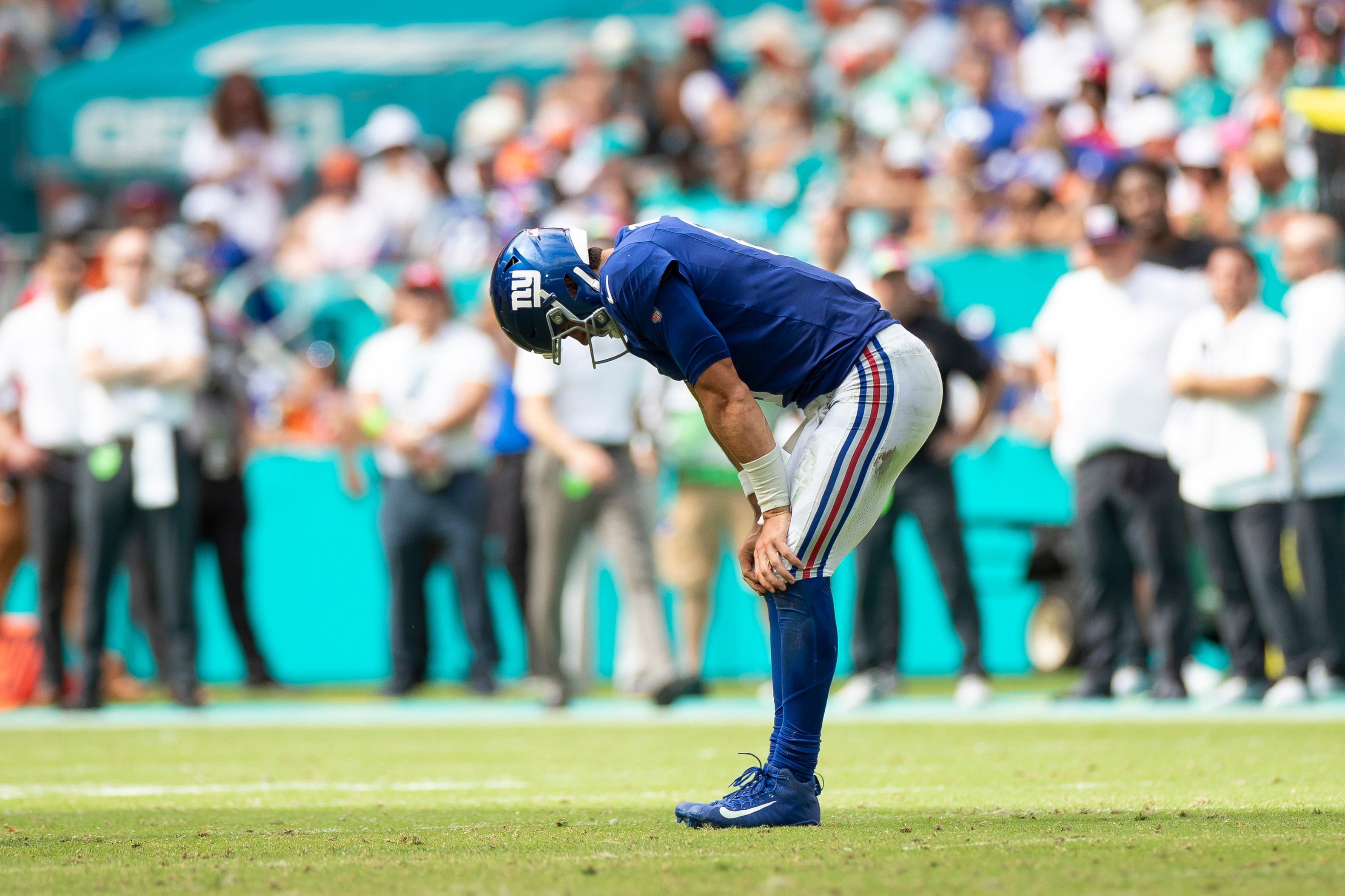 Dreadful Giants offensive line leaves Daniel Jones out to dry