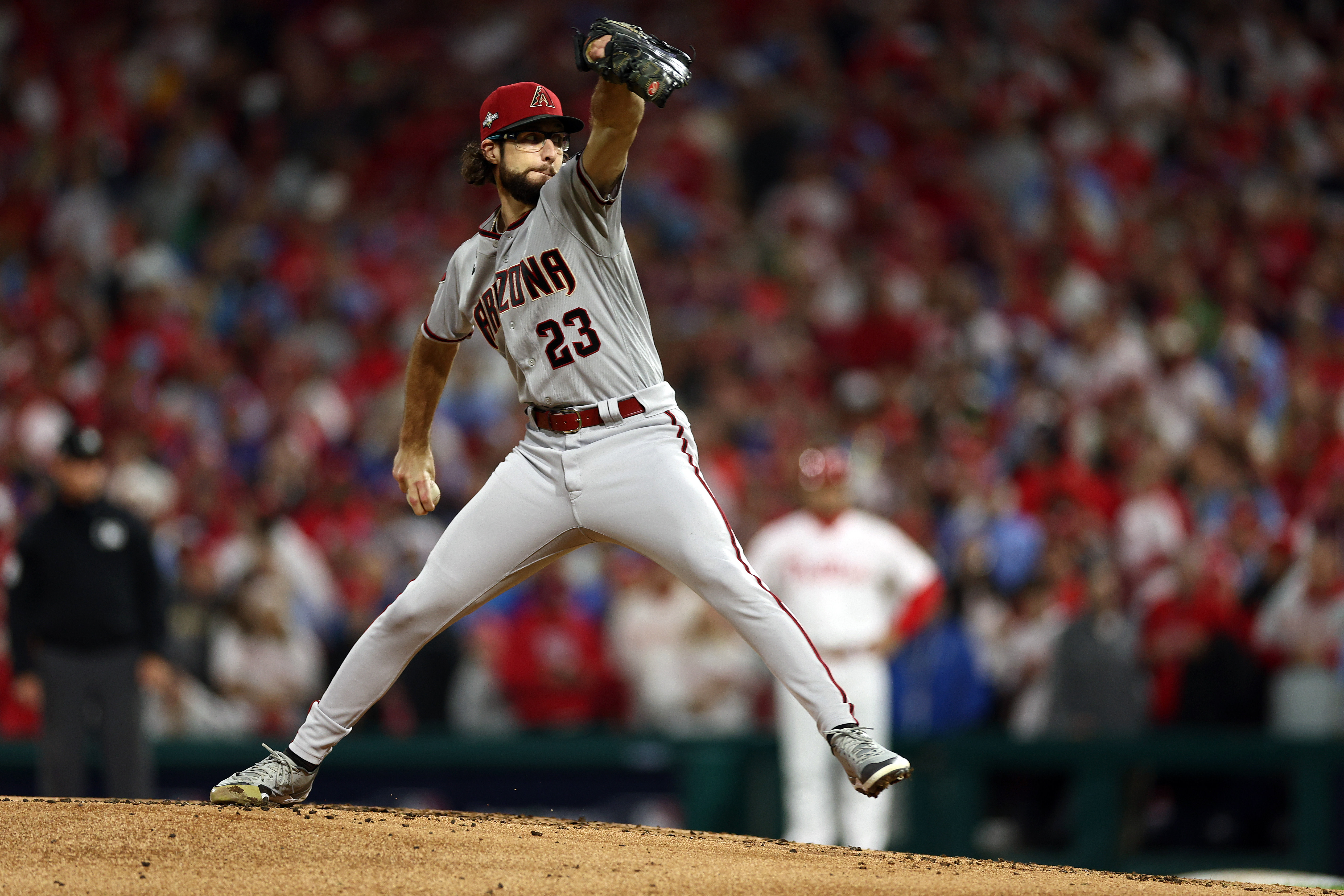 Diamondbacks' Chris Iannetta sent to hospital after getting hit in mouth by  pitch 