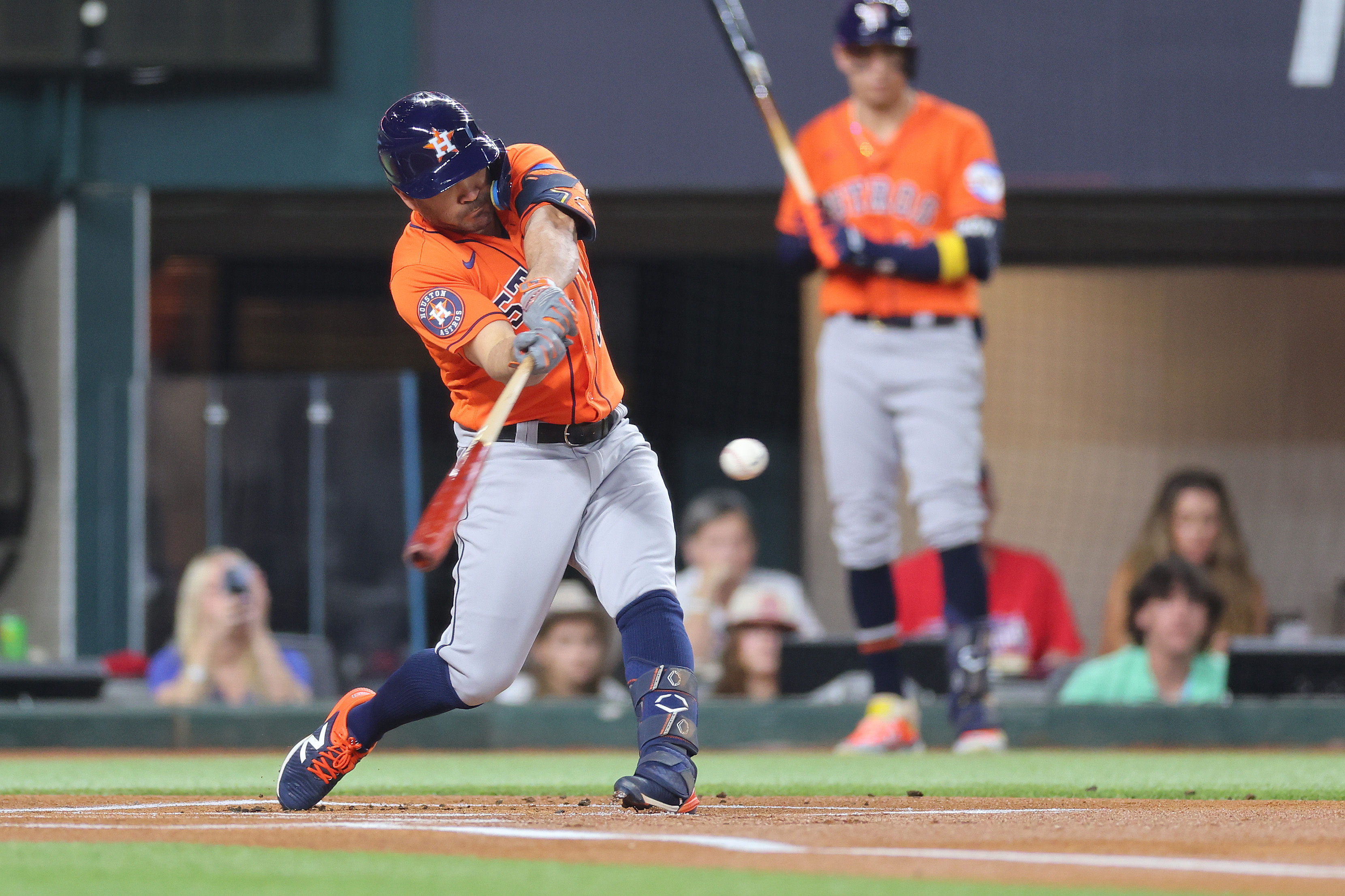 Altuve booed, nicked by pitch in spring debut for Astros – KXAN Austin