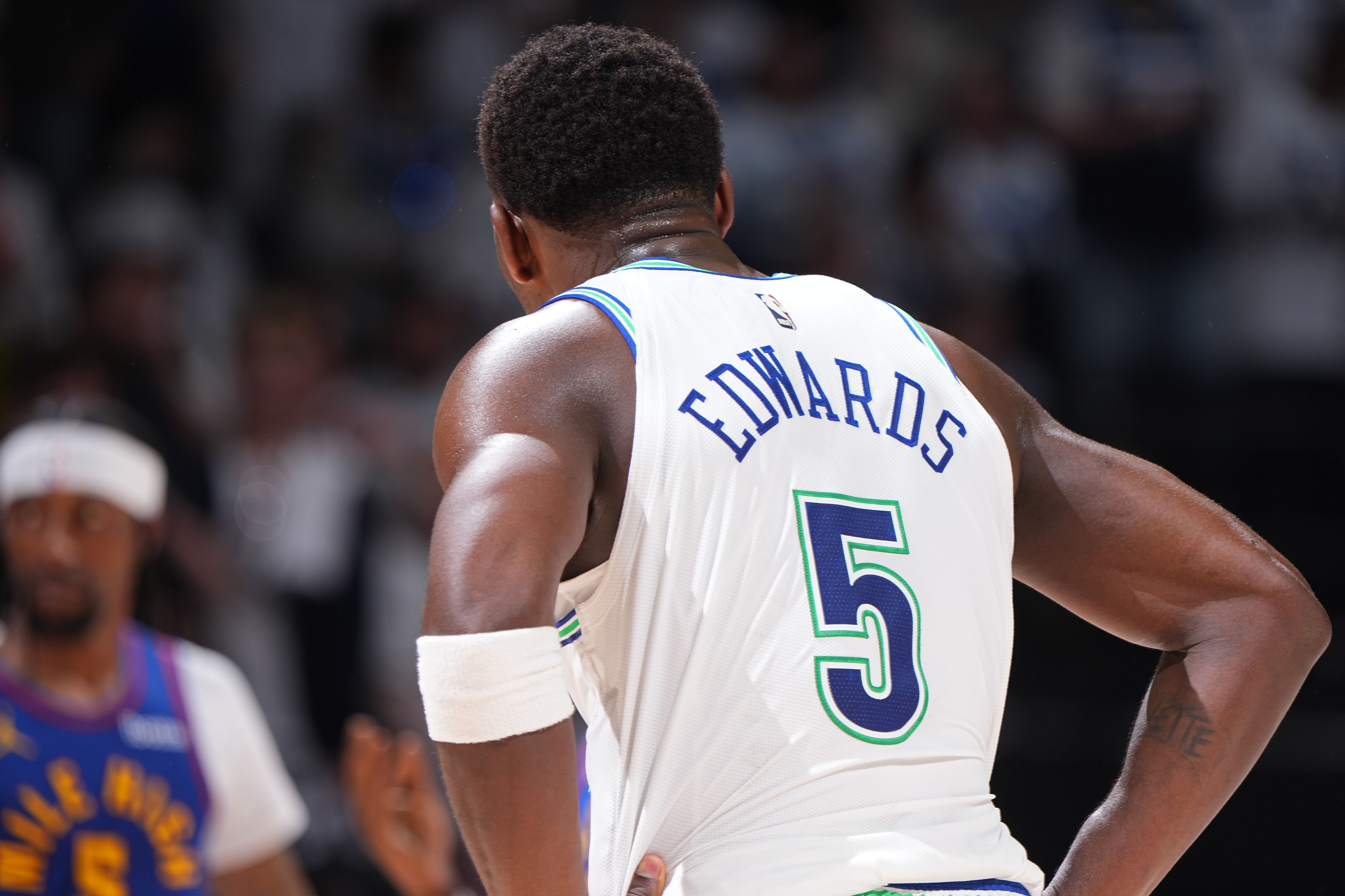 Ant Takes Over in Game 6 Win 🪣