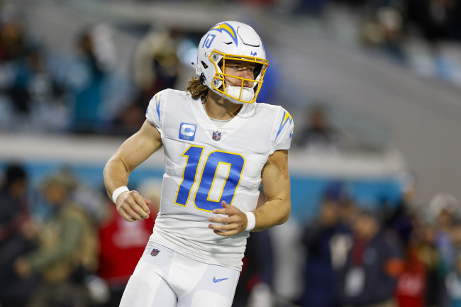 Sports Illustrated on X: How many TD passes has Justin Herbert thrown  tonight? #BoltUp  / X