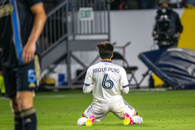 LA Galaxy, with Riqui Puig, can't get a win