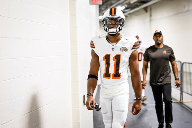 Schefter: Browns To Debut New 'White Out' Jersey Monday Night