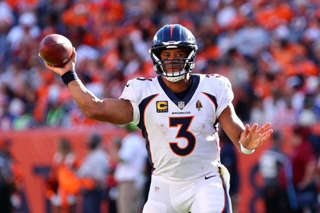 National media react to Russell Wilson's poor start with Broncos